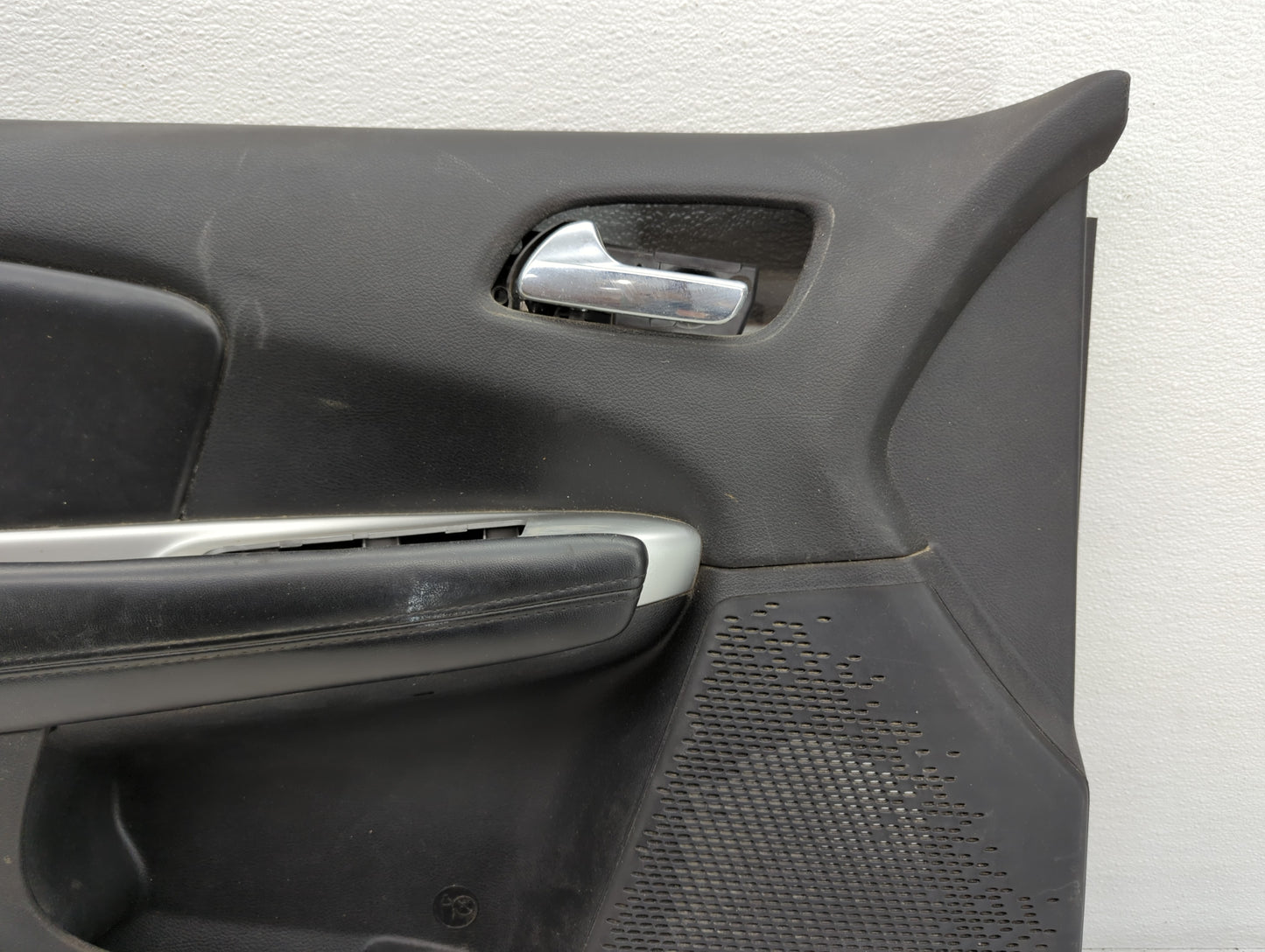 2012 Dodge Journey Front Left Driver Interior Door Panel Trim - Oemusedautoparts1.com