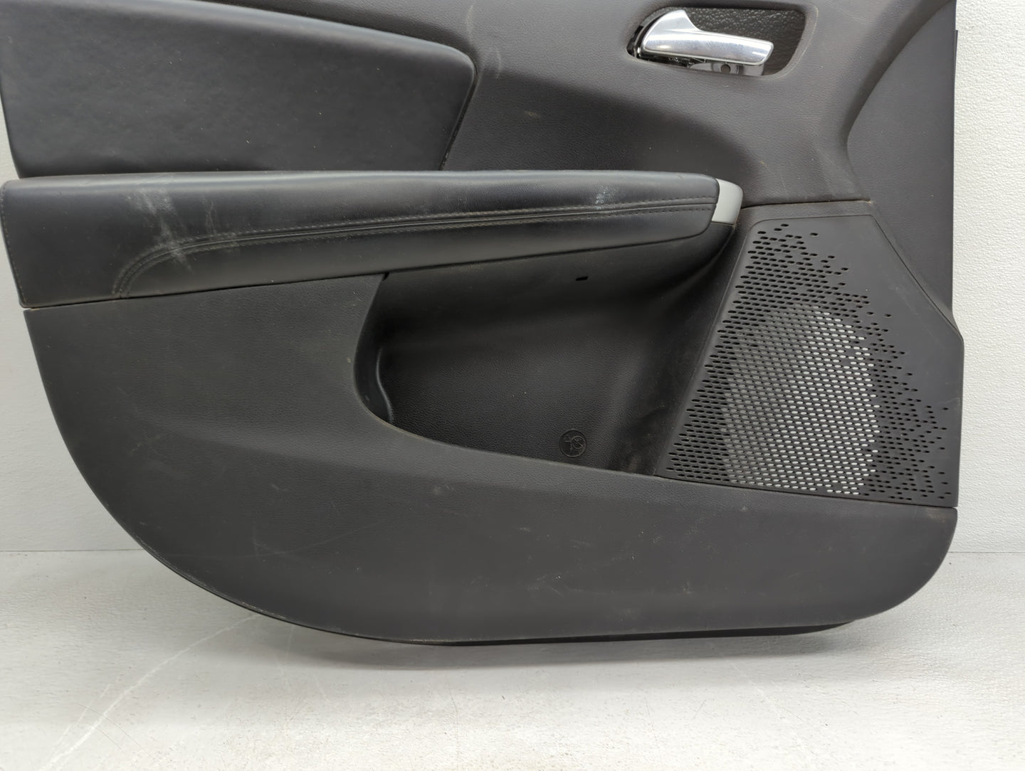 2012 Dodge Journey Front Left Driver Interior Door Panel Trim - Oemusedautoparts1.com