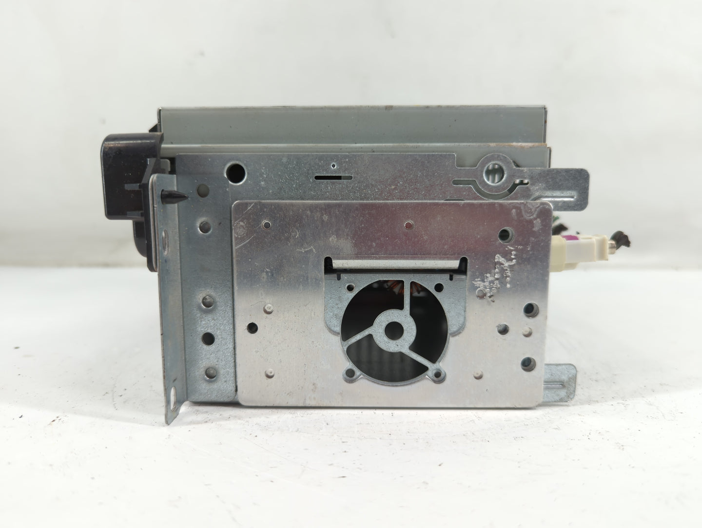 2012 Dodge Journey Radio AM FM Cd Player Receiver Replacement P/N:P05091102AG Fits OEM Used Auto Parts - Oemusedautoparts1.c