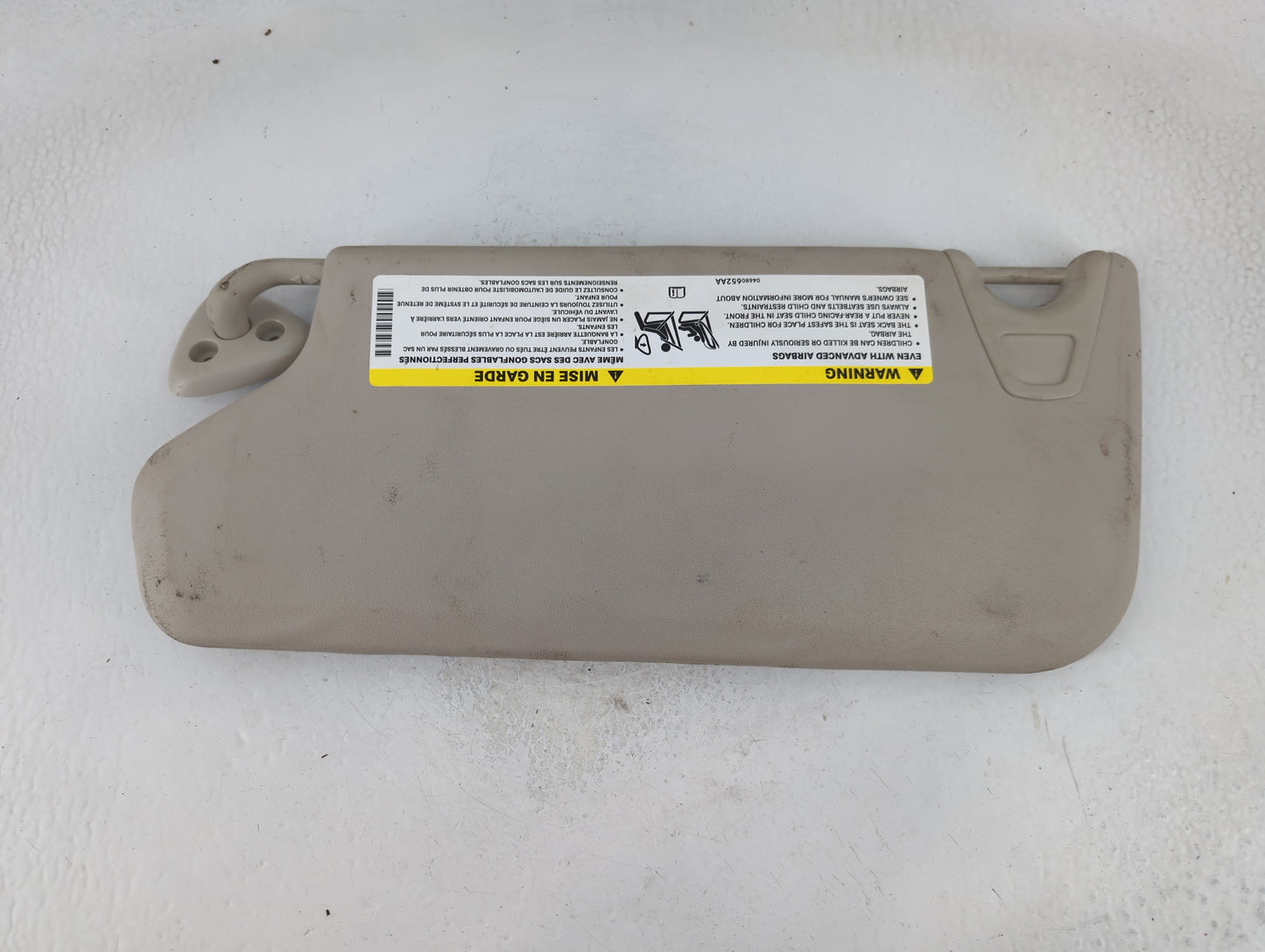 2012 Dodge Journey Sun Visor Shade Replacement Passenger Right Mirror Fits OEM Used Auto Parts - Oemusedautoparts1.com