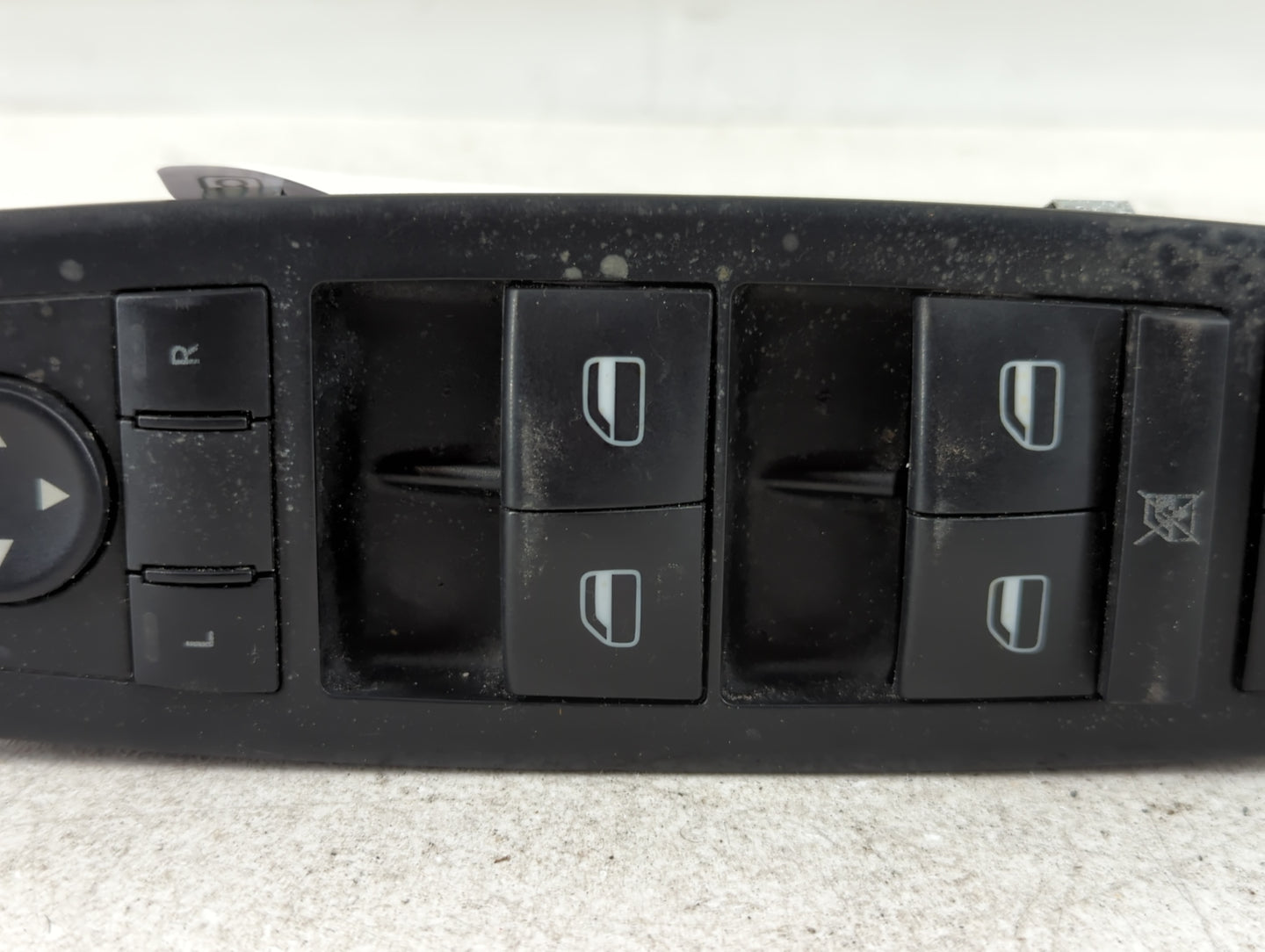 2012 Dodge Ram 1500 Master Power Window Switch Replacement Driver Side Left P/N:68110866AA Fits OEM Used Auto Parts - Oemuse