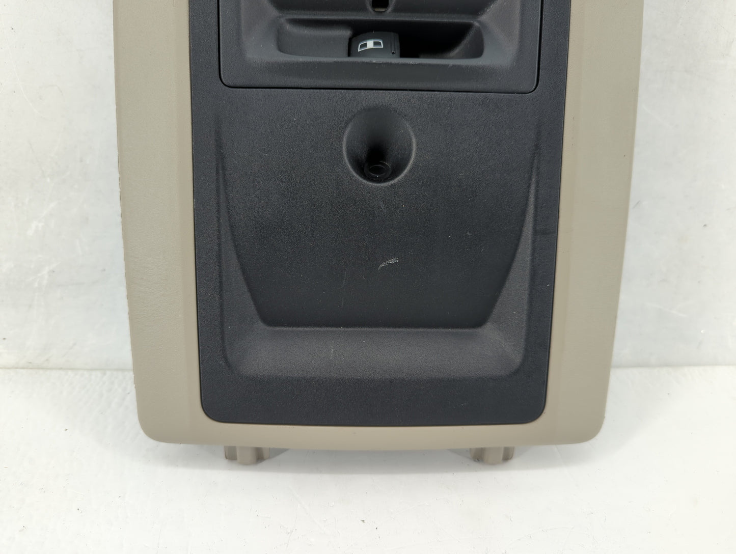 2012 Dodge Ram 1500 Center Floor Console P/N:56046062AC Fits Fits 2010 2011 OEM Used Auto Parts - Oemusedautoparts1.com