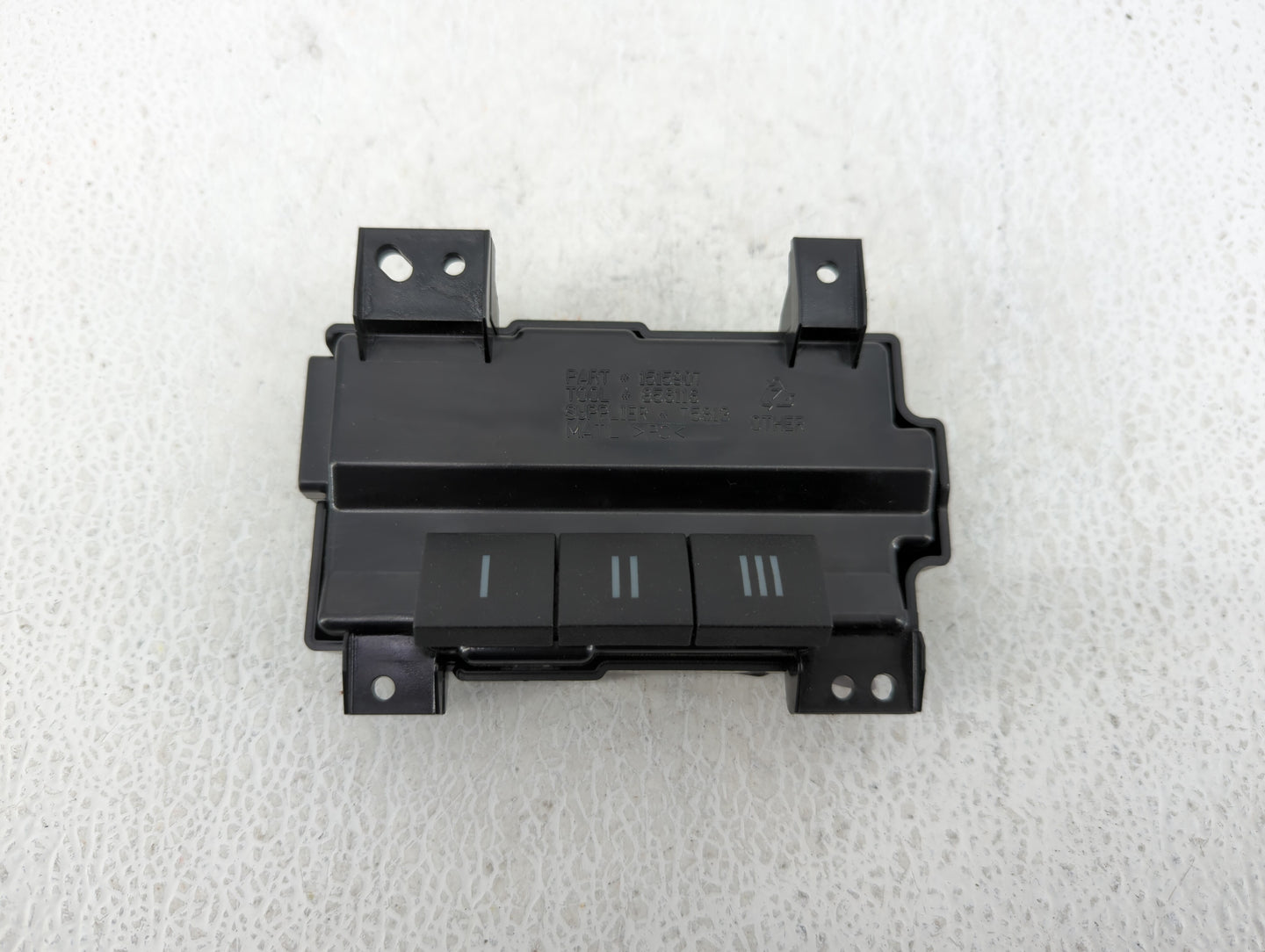2012 Dodge Ram 1500 Overhead Roof Console - Oemusedautoparts1.com