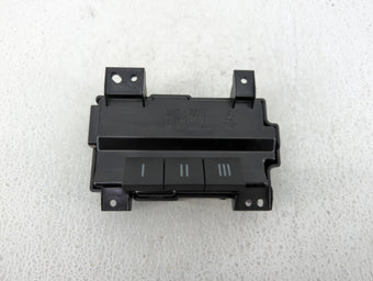 compare product 2012 Dodge Ram 1500 Overhead Roof Console