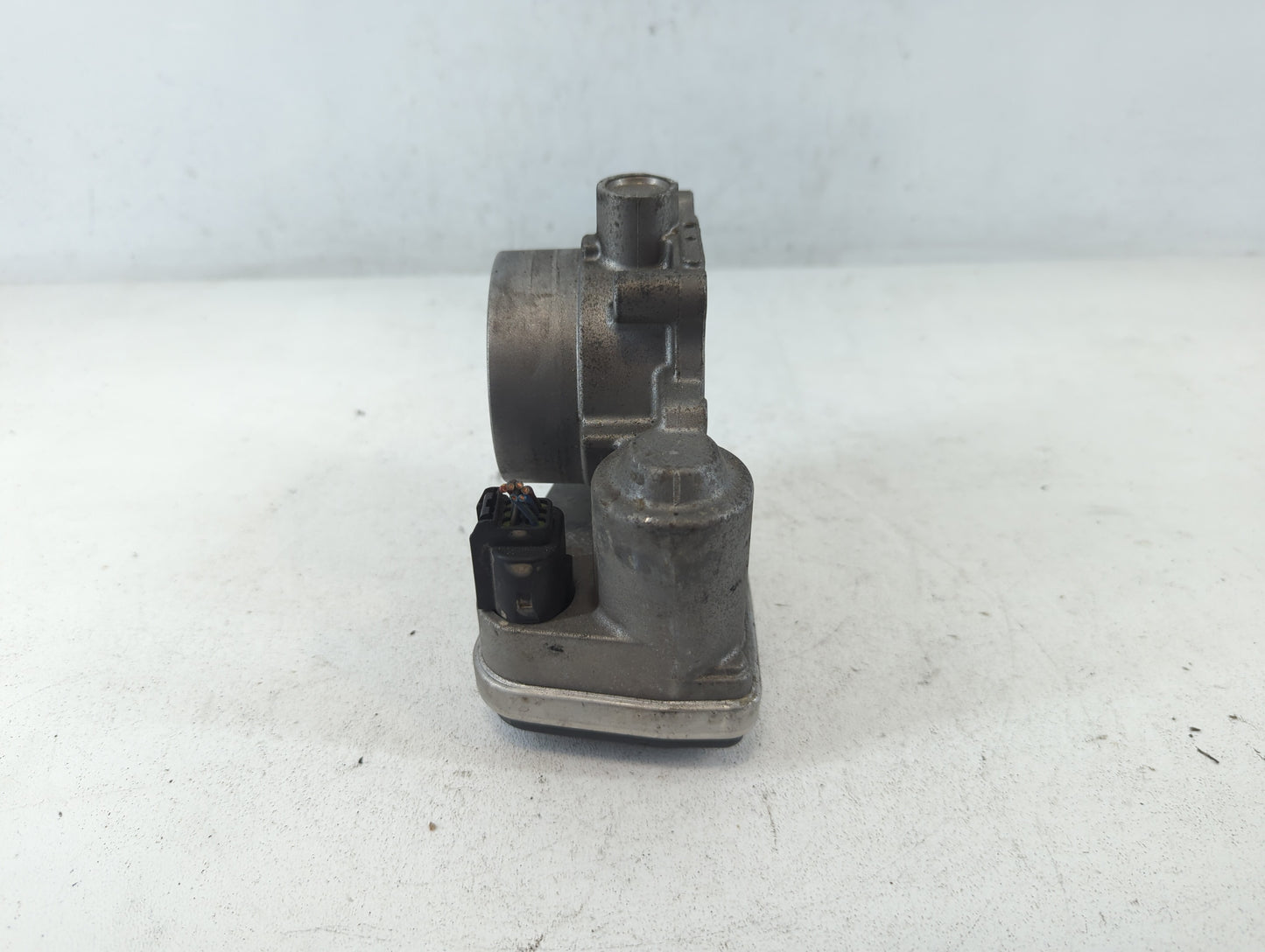2005-2010 Dodge Ram 1500 Throttle Body P/N:5 775 292 57718201 Fits Fits 2005 2006 2007 2008 2009 2010 2011 2012 OEM Used Aut