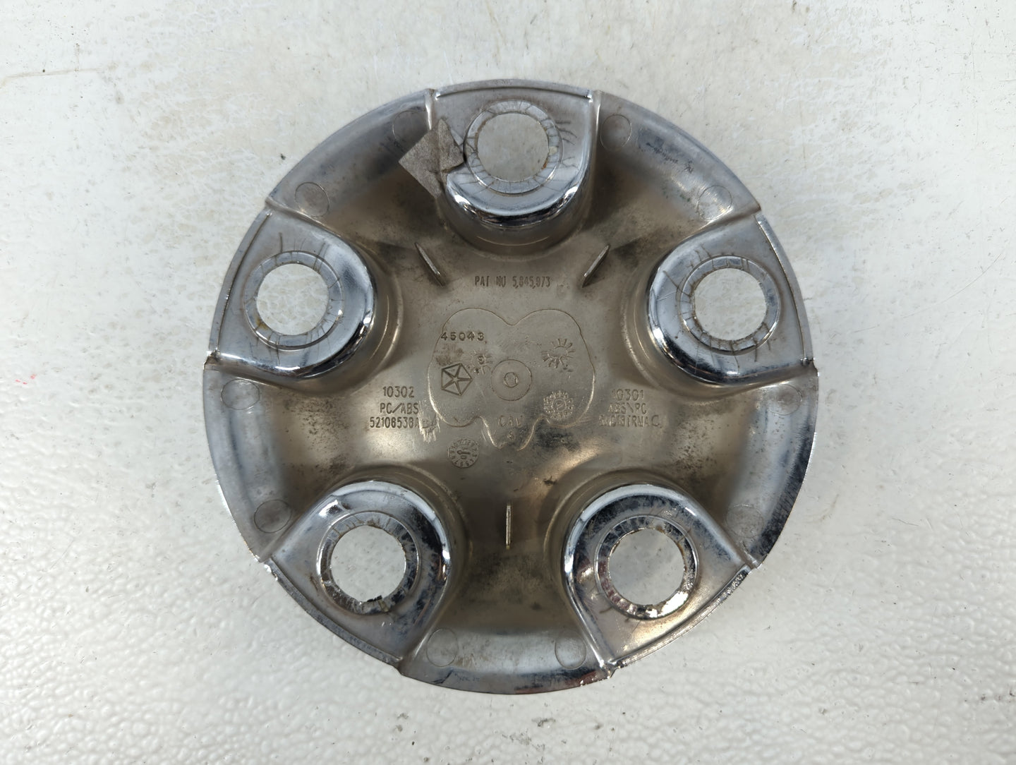 2012 Dodge Ram 1500 Center Cap Oem - Oemusedautoparts1.com