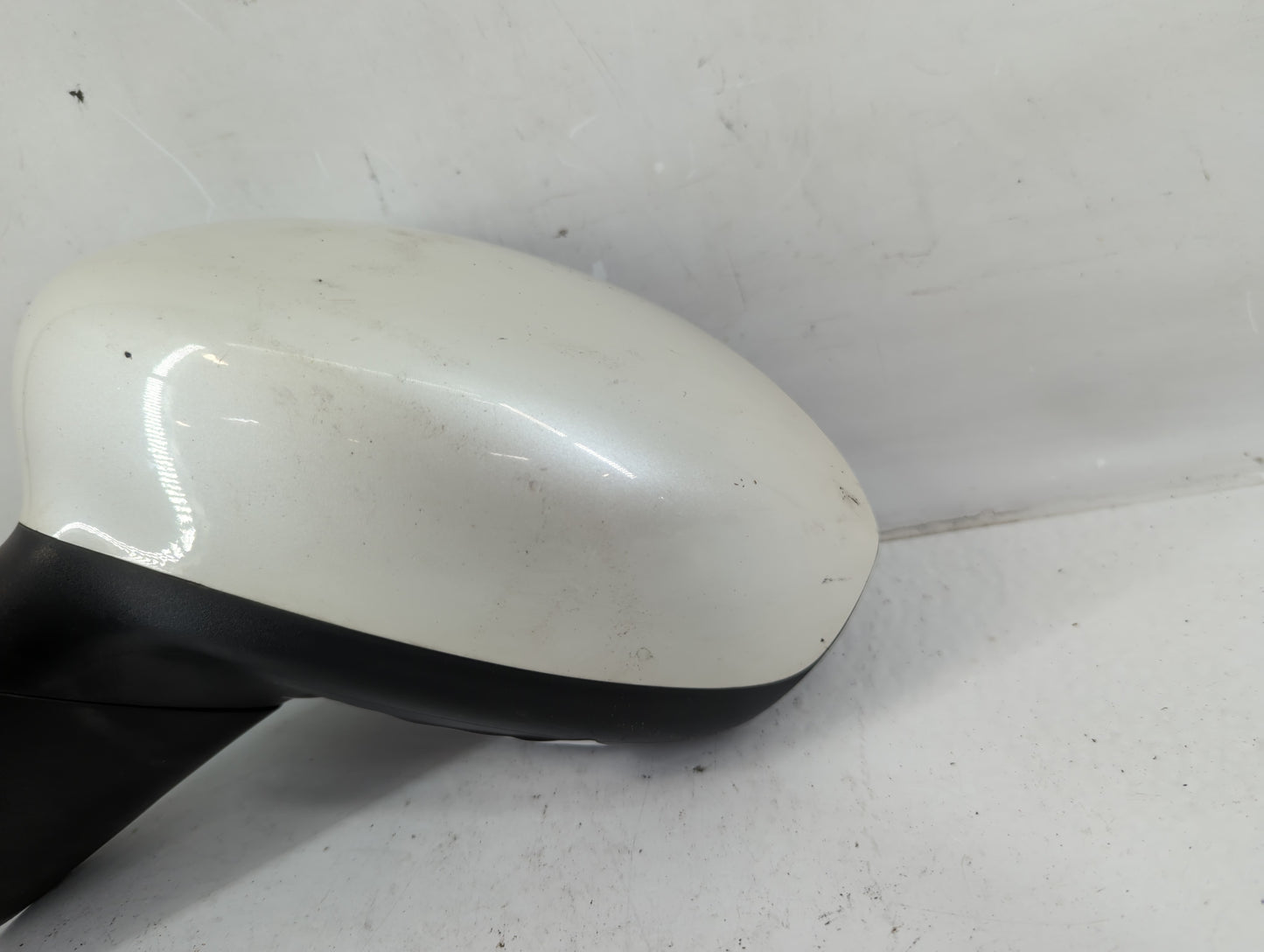 2012-2017 Fiat 500 Driver Side View Mirror - Left Door Mirror OEM Used - Oemusedautoparts1.com