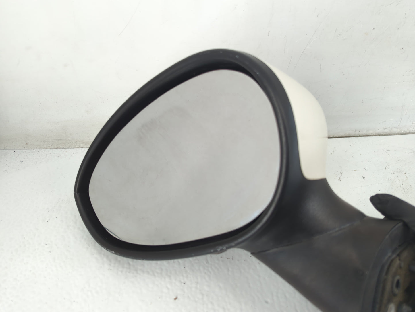 2012-2017 Fiat 500 Driver Side View Mirror - Left Door Mirror OEM Used - Oemusedautoparts1.com