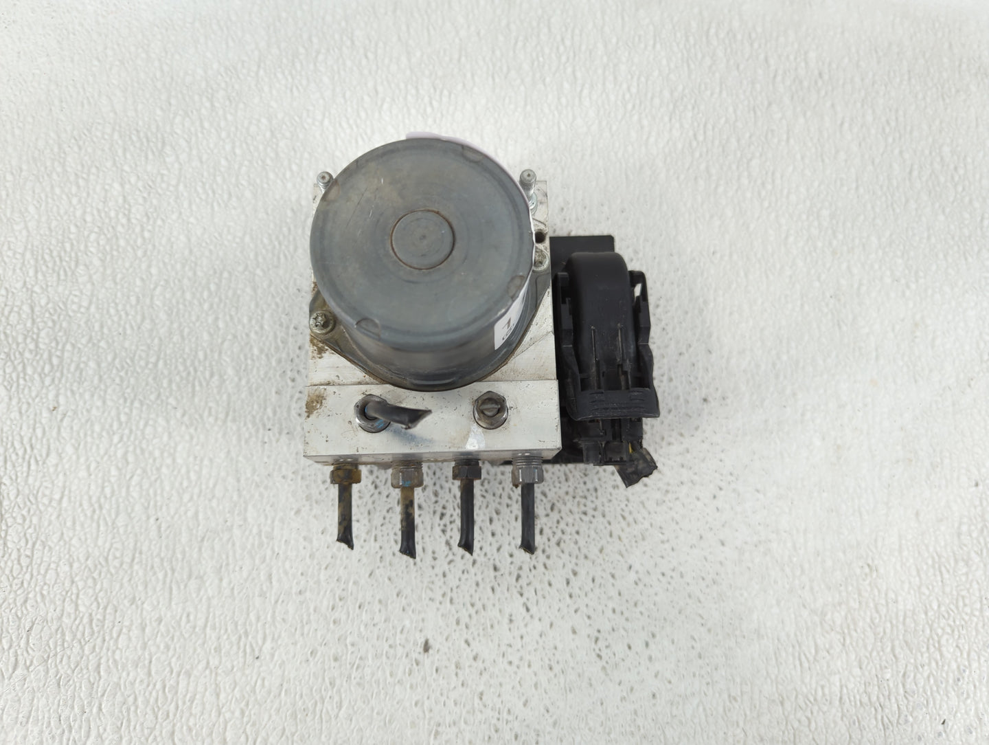 2012-2017 Fiat 500 ABS Pump Control Module Replacement P/N:68073251AG Fits Fits 2012 2013 2014 2015 2016 2017 OEM Used Auto 