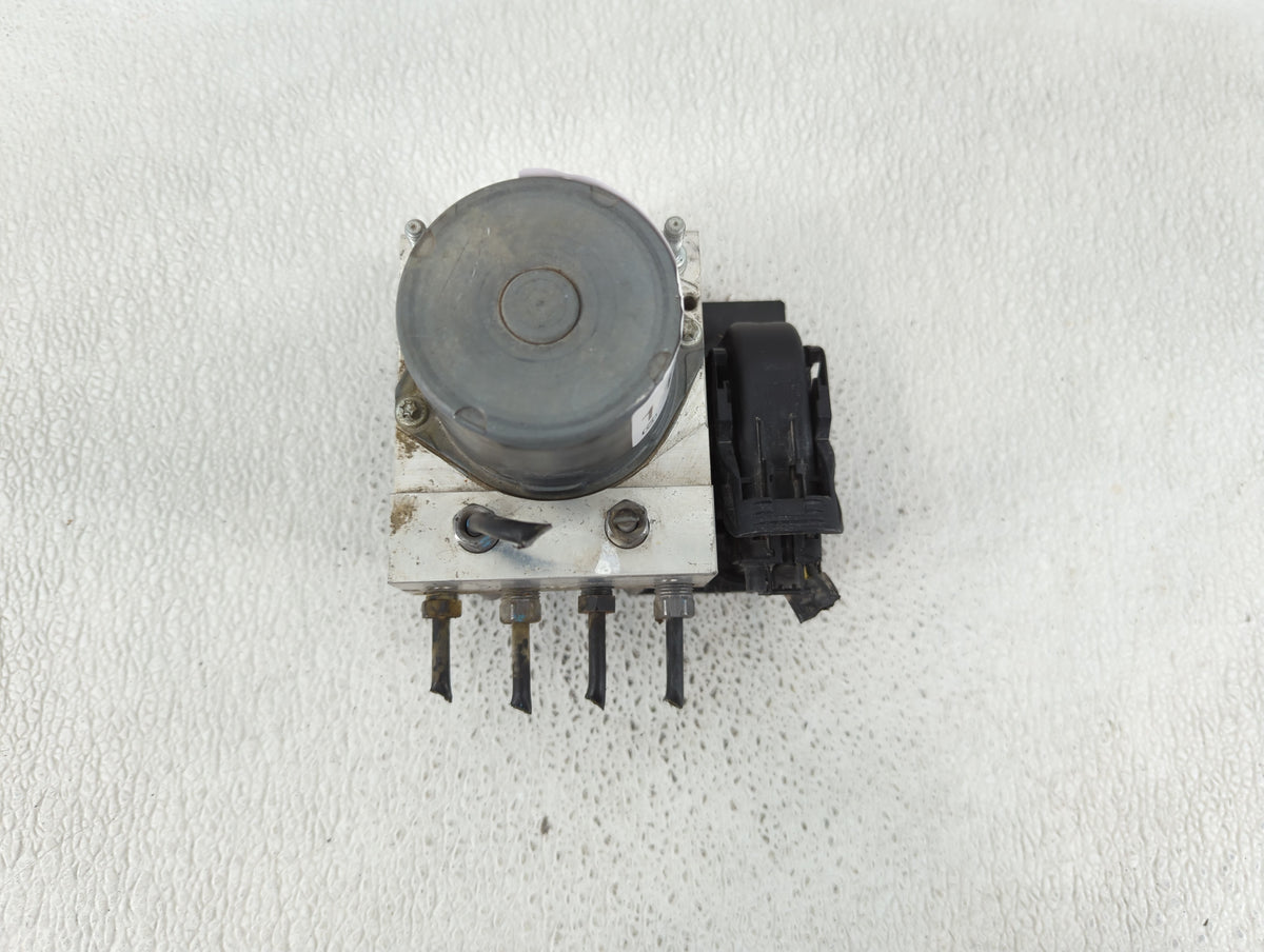 2012-2017 Fiat 500 Anti-Lock Brake ABS Pump Module Actuator OEM P/N:68073251AG Fits Fits 2012 2013 2014 2015 2016 2017 OEM U