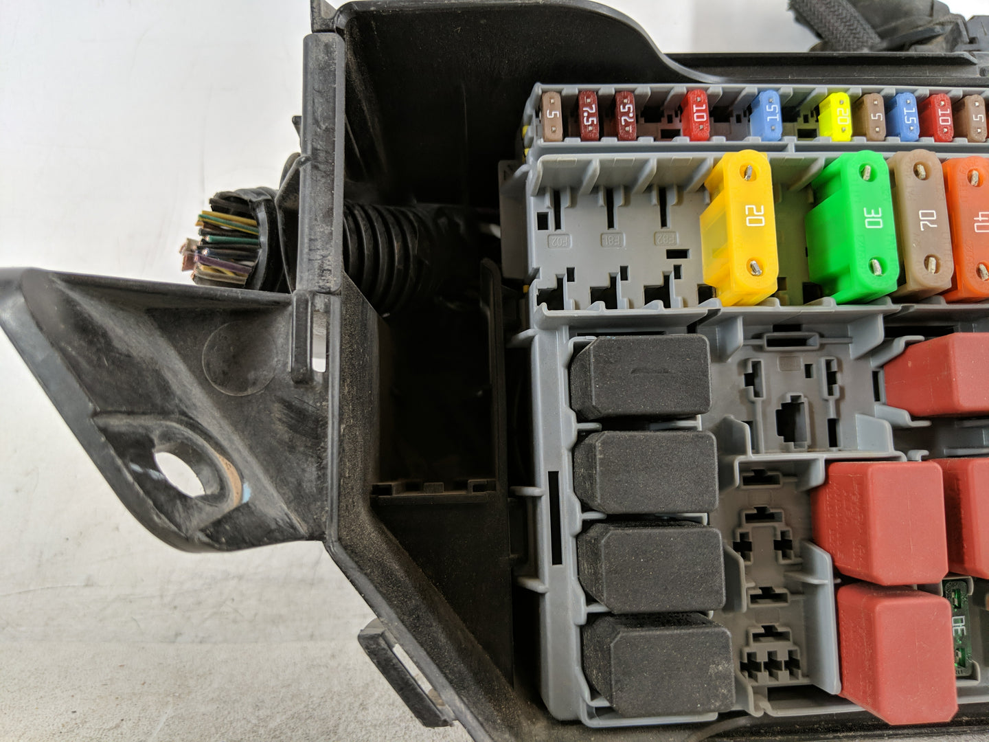 2012-2017 Fiat 500 Fusebox Fuse Box Panel Relay Module Fits Fits 2012 2013 2014 2015 2016 2017 OEM Used Auto Parts - Oemused