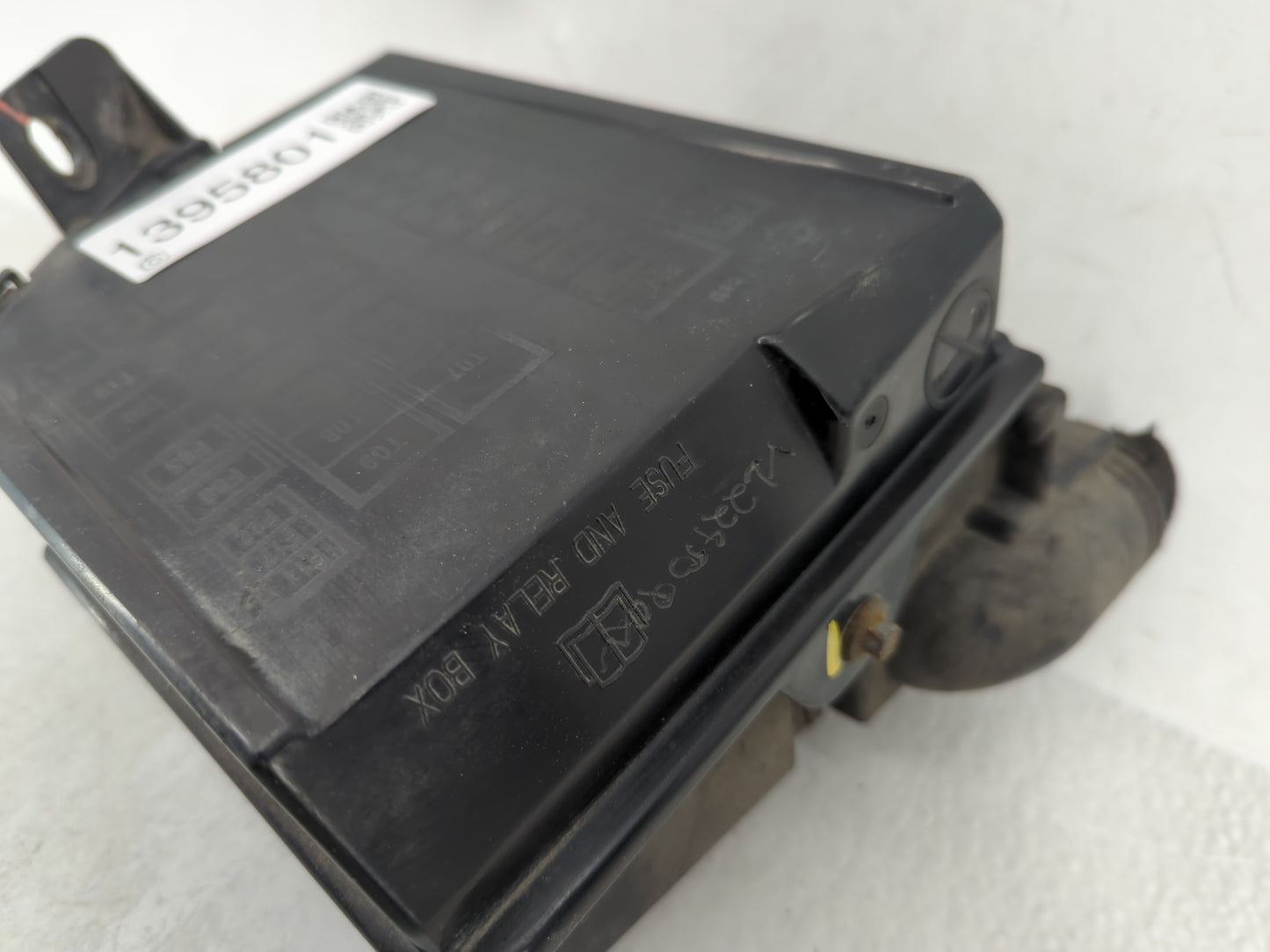 2012-2017 Fiat 500 Fusebox Fuse Box Panel Relay Module Fits Fits 2012 2013 2014 2015 2016 2017 OEM Used Auto Parts - Oemused