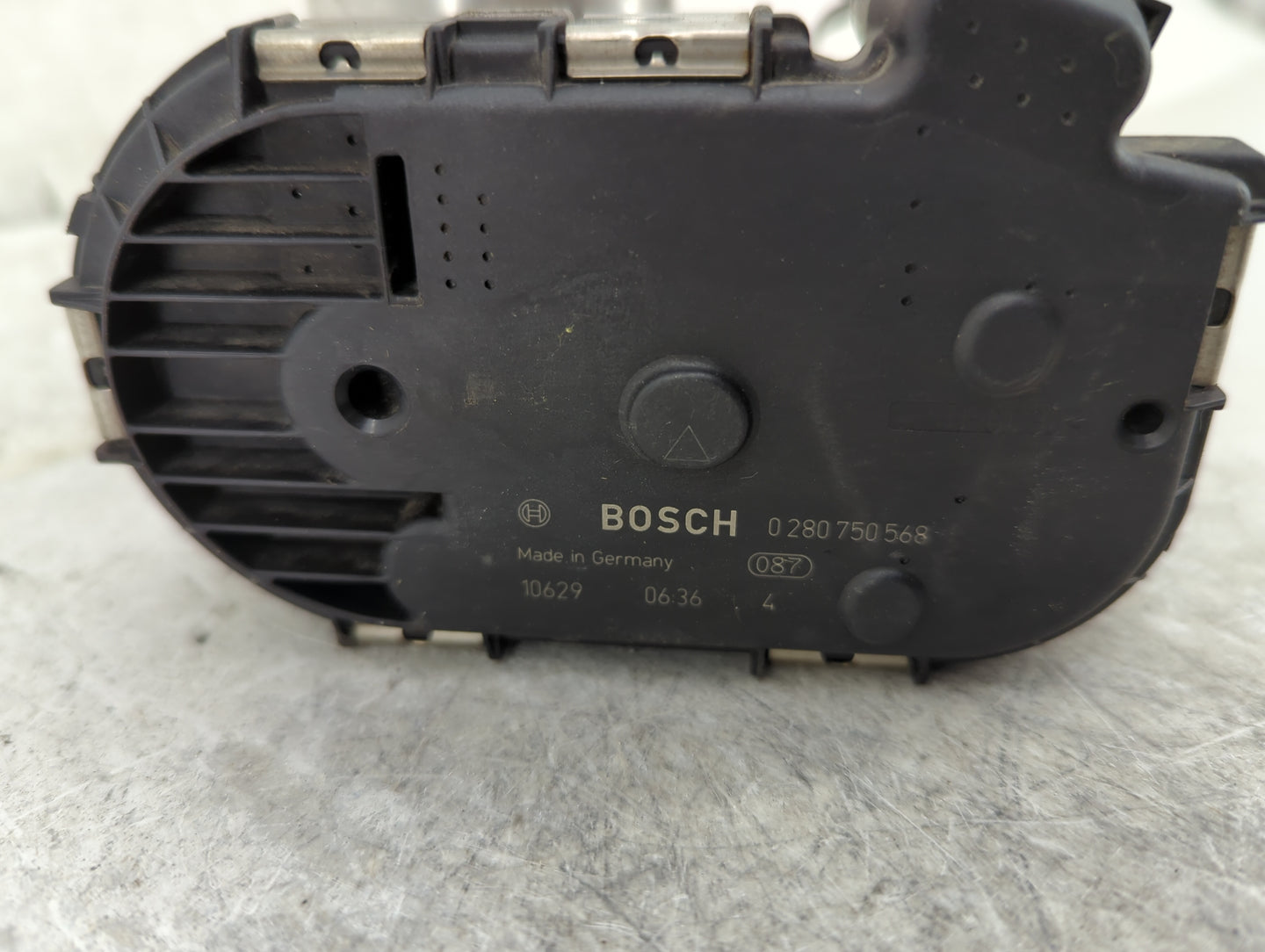 2012-2017 Fiat 500 Throttle Body P/N:0 280 750 568 Fits Fits 2012 2013 2014 2015 2016 2017 OEM Used Auto Parts - Oemusedauto