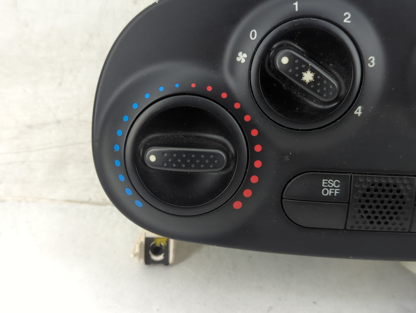 2012-2017 Fiat 500 Climate Control Module Temperature AC/Heater Replacement P/N:P68085458AB Fits OEM Used Auto Parts - Oemus
