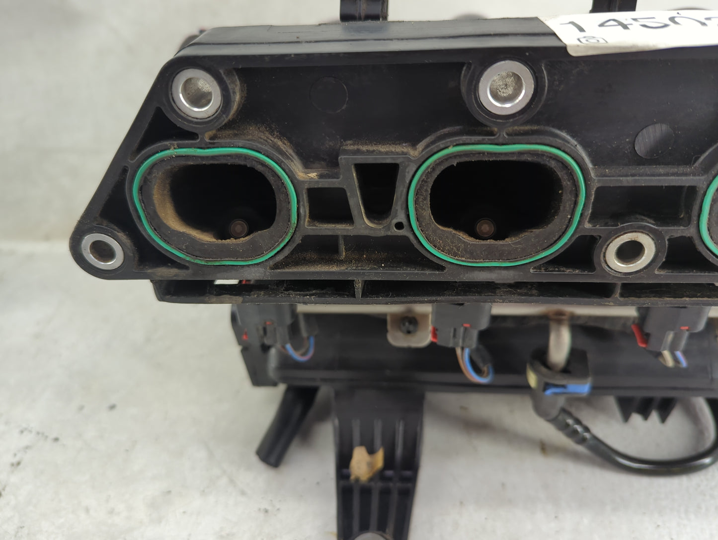 2012-2017 Fiat 500 Air Intake Manifold P/N:04892633 AB Fits Fits 2012 2013 2014 2015 2016 2017 OEM Used Auto Parts - Oemused