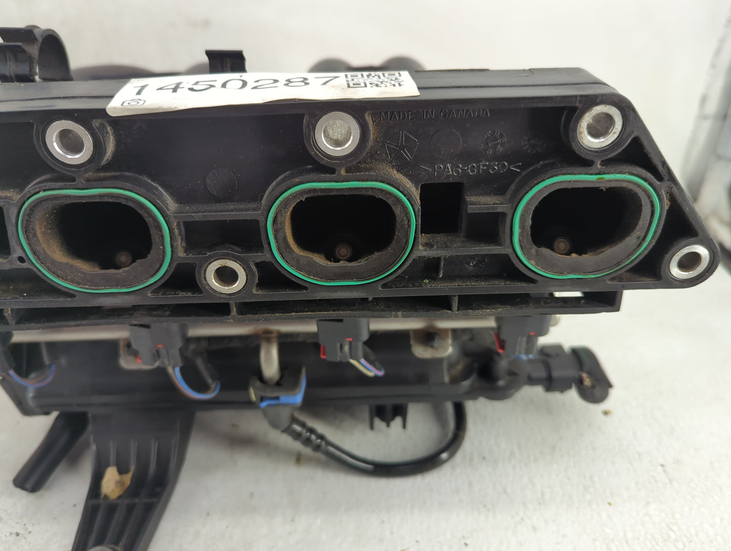 2012-2017 Fiat 500 Air Intake Manifold P/N:04892633 AB Fits Fits 2012 2013 2014 2015 2016 2017 OEM Used Auto Parts - Oemused