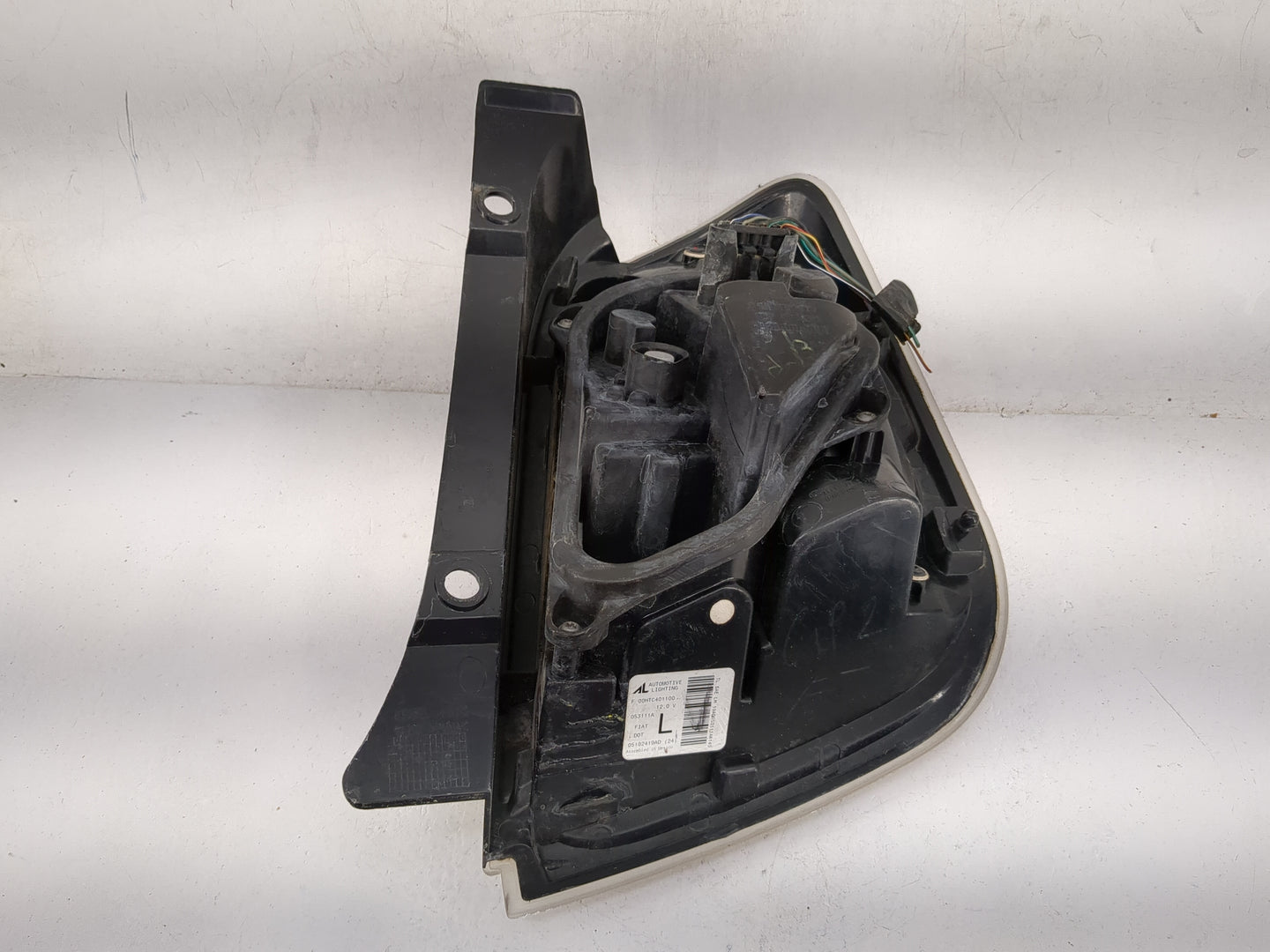 2012 Fiat 500 Tail Light Assembly Driver Left OEM P/N:F00HTC401100 05182419AD Fits OEM Used Auto Parts - Oemusedautoparts1.c