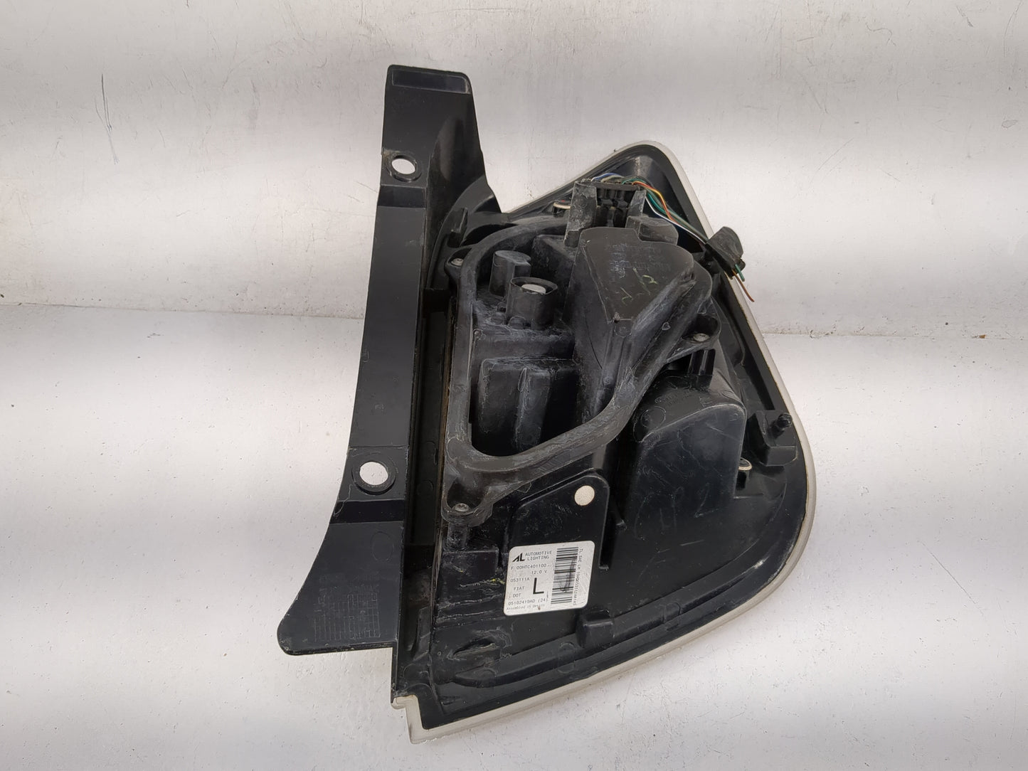 2012 Fiat 500 Tail Light Assembly Driver Left OEM P/N:F00HTC401100 05182419AD Fits OEM Used Auto Parts - Oemusedautoparts1.c