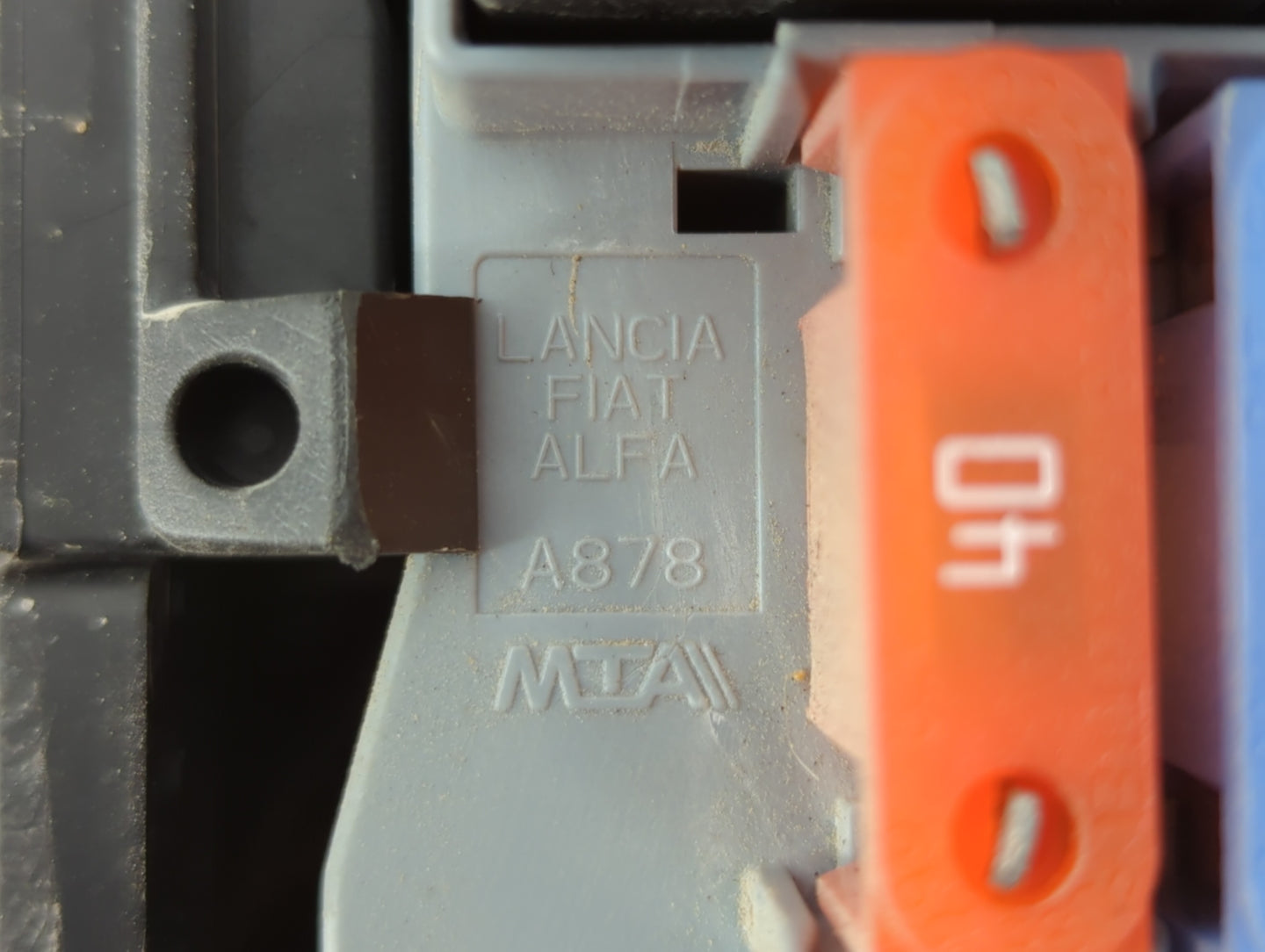 2012-2017 Fiat 500 Fusebox Fuse Box Panel Relay Module P/N:53100999 Fits Fits 2012 2013 2014 2015 2016 2017 OEM Used Auto Pa