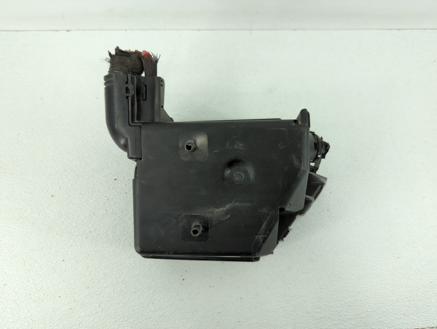 2012-2017 Fiat 500 Fusebox Fuse Box Panel Relay Module P/N:53100999 Fits Fits 2012 2013 2014 2015 2016 2017 OEM Used Auto Pa
