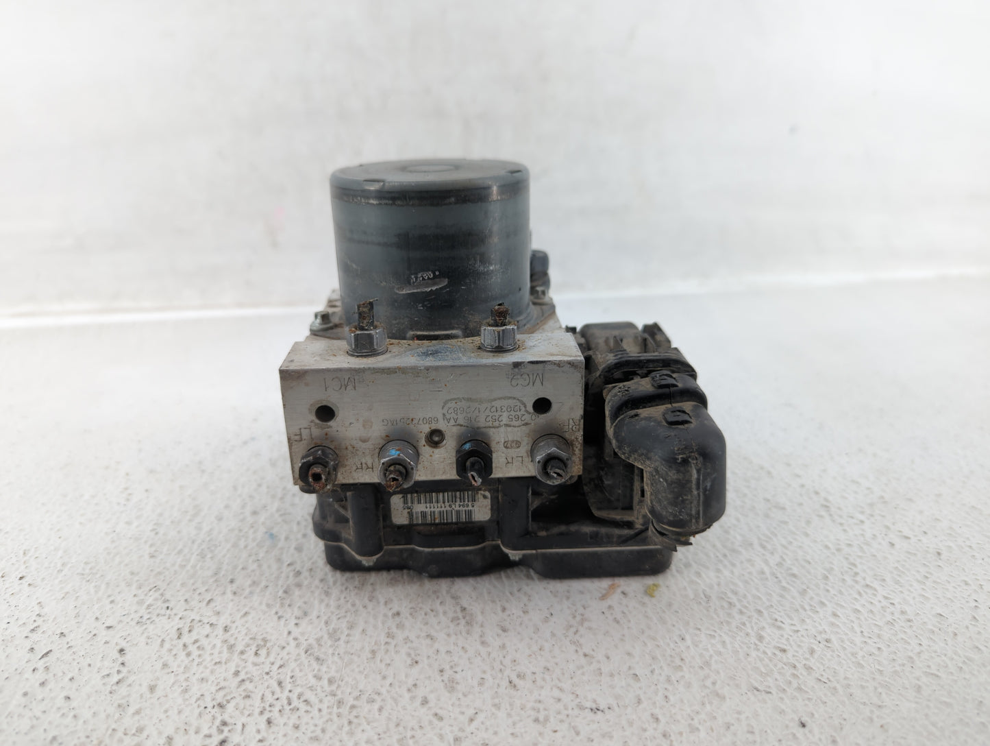 2012-2017 Fiat 500 ABS Pump Control Module Replacement P/N:P68073251AG P68073251AH Fits Fits 2012 2013 2014 2015 2016 2017 O