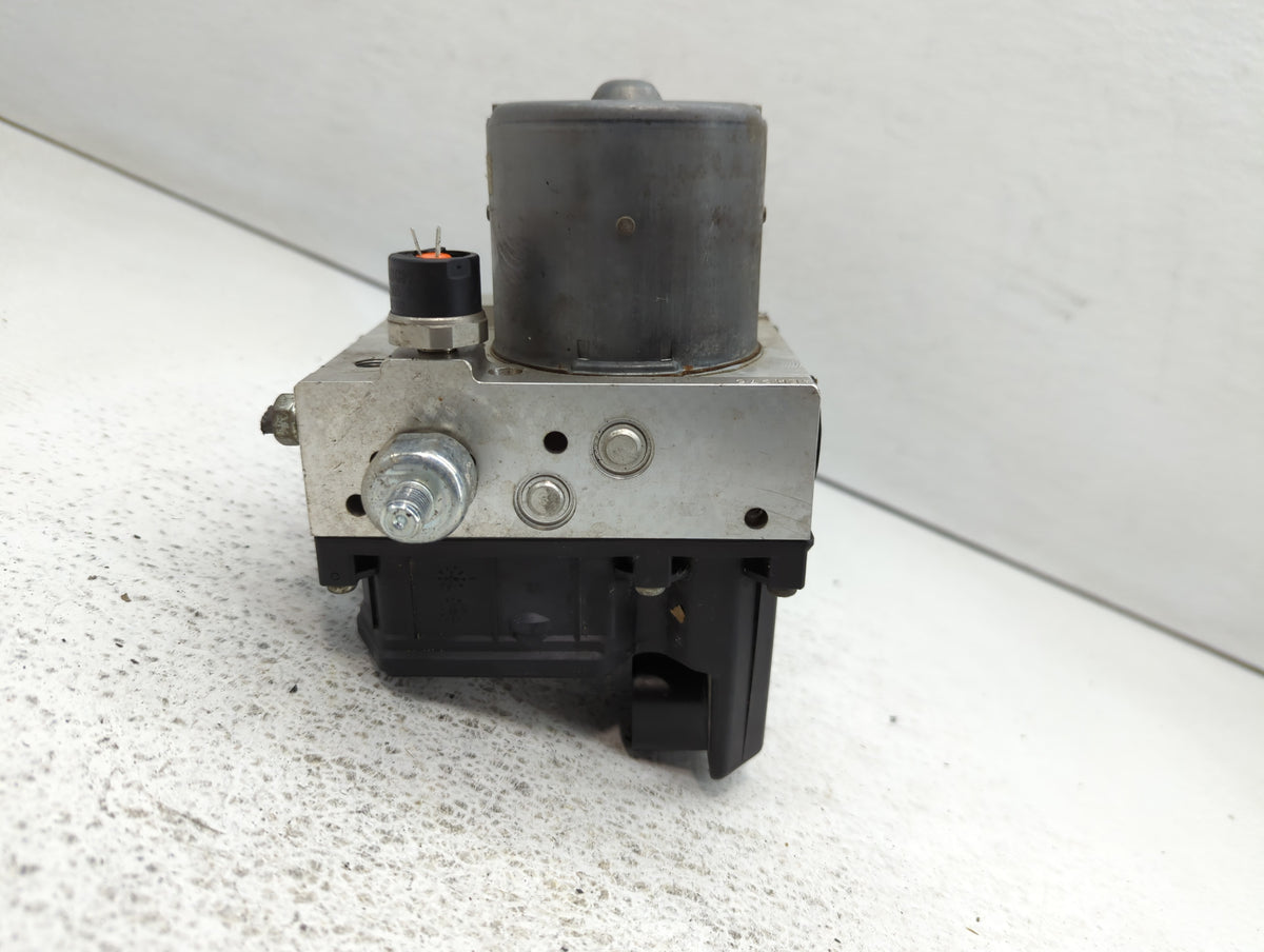 2012-2017 Fiat 500 Anti-Lock Brake ABS Pump Module Actuator OEM P/N:68073251AF P68073251AG Fits Fits 2012 2013 2014 2015 201