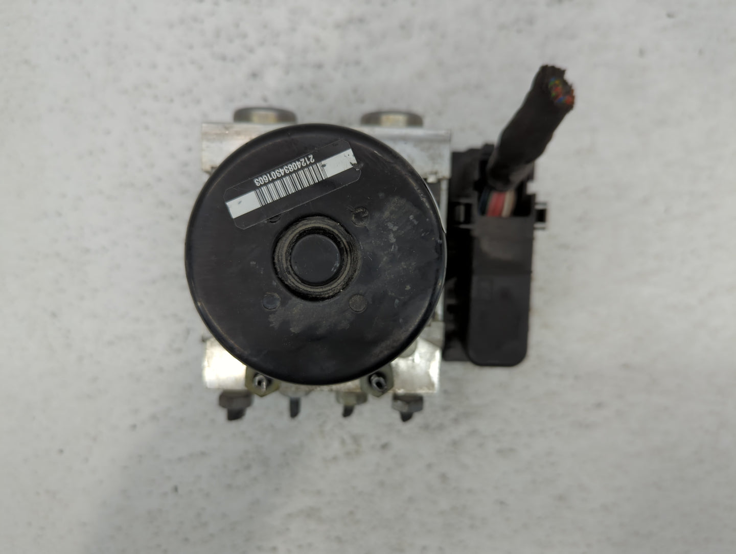 2012-2017 Fiat 500 ABS Pump Control Module Replacement P/N:P30681619 68073251AF Fits Fits 2012 2013 2014 2015 2016 2017 OEM 