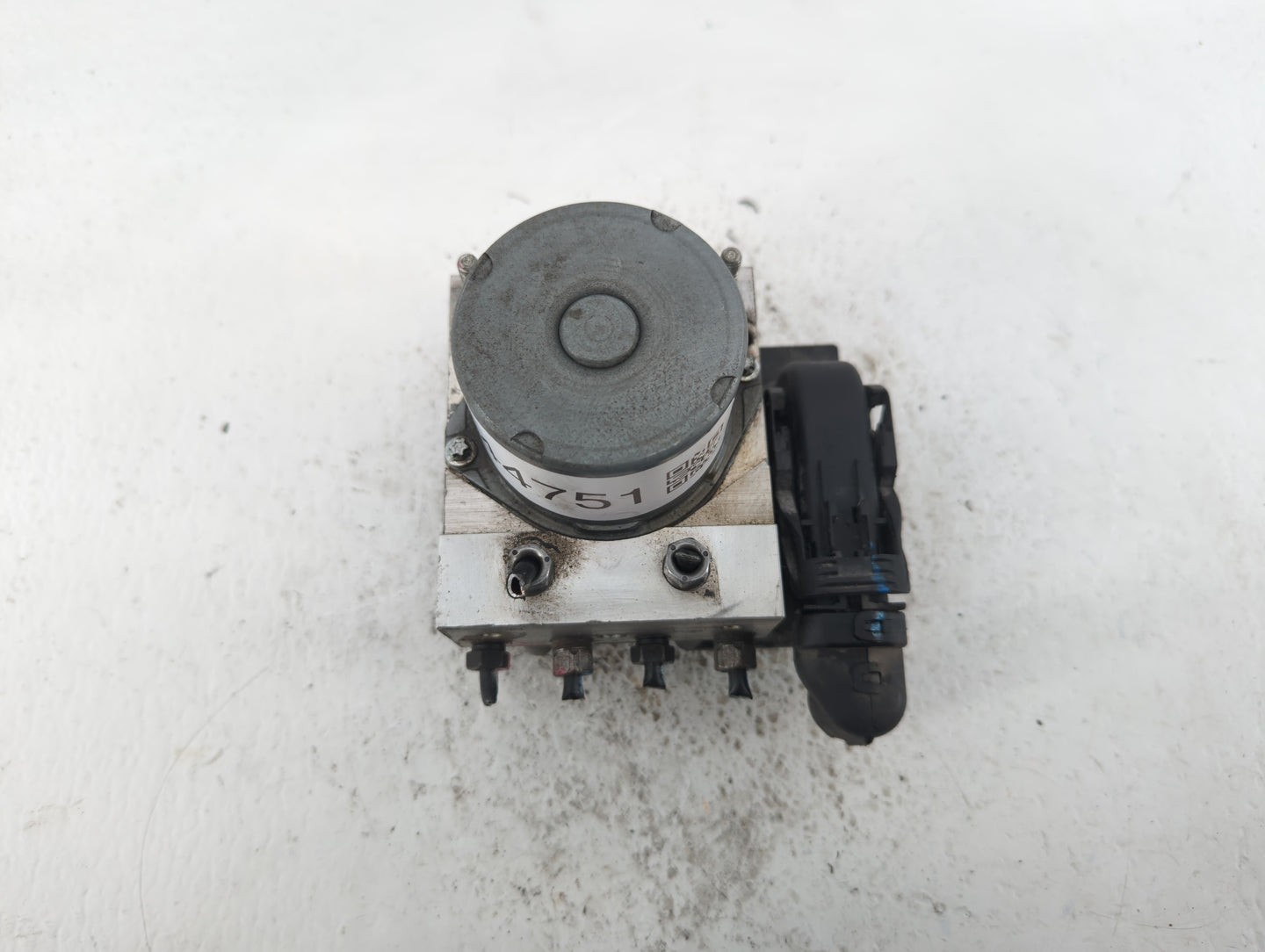 2012-2017 Fiat 500 ABS Pump Control Module Replacement P/N:68073251AF Fits Fits 2012 2013 2014 2015 2016 2017 OEM Used Auto 