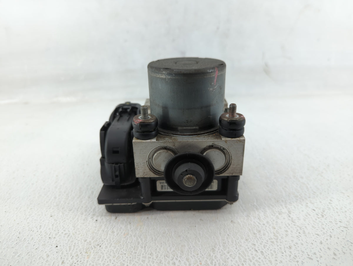 2012-2017 Fiat 500 Anti-Lock Brake ABS Pump Module Actuator OEM P/N:68073351AD Fits Fits 2012 2013 2014 2015 2016 2017 OEM U
