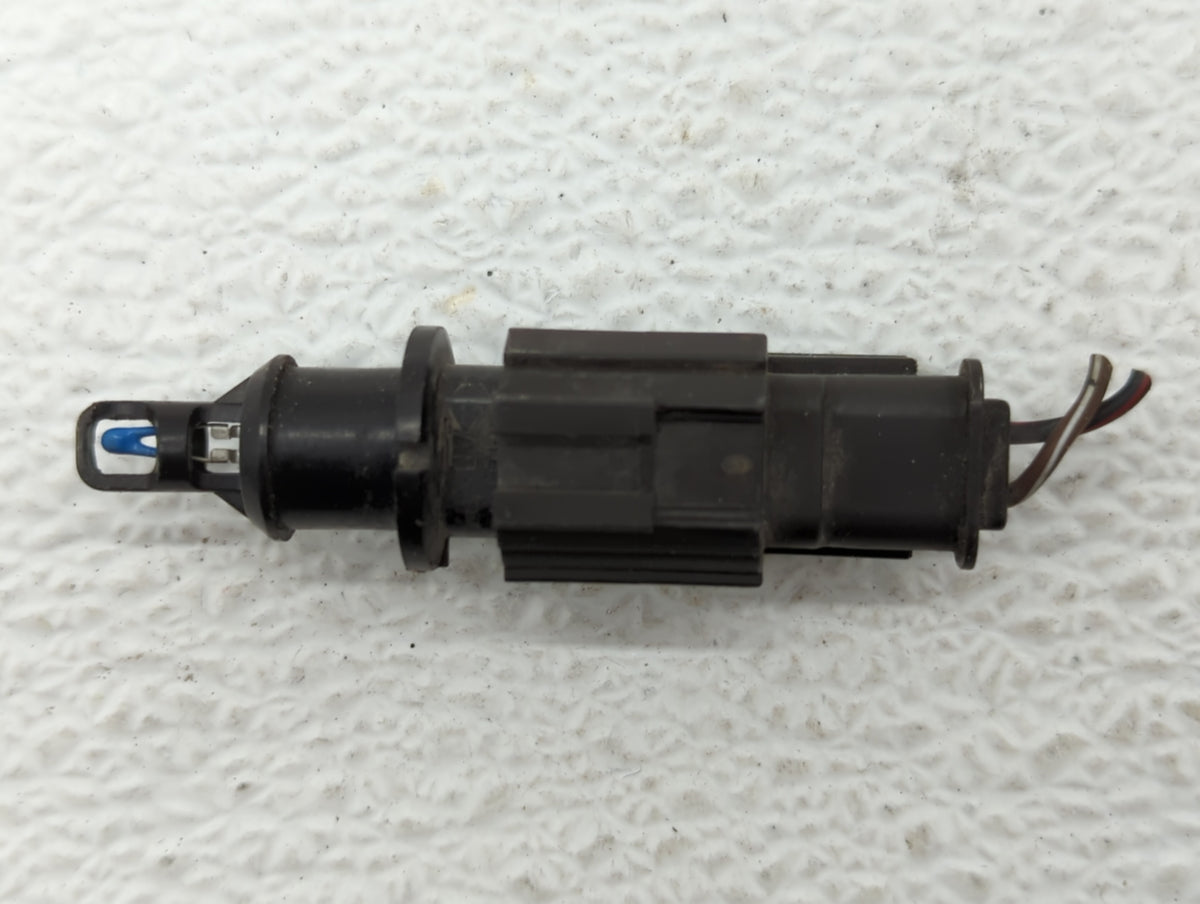 2012-2012 Fiat 500 Mass Air Flow Meter Maf Sensor - Oemusedautoparts1.com