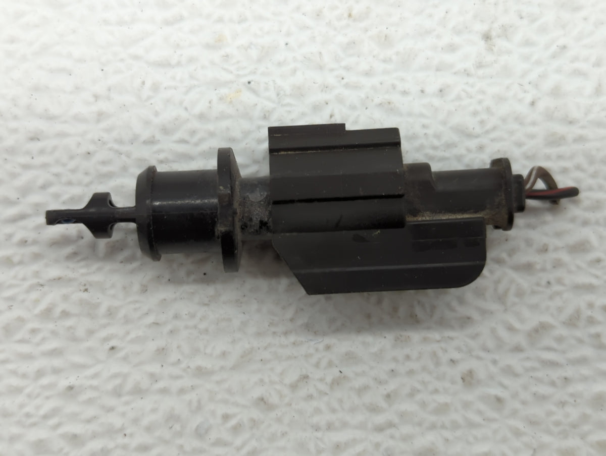 2012-2012 Fiat 500 Mass Air Flow Meter Maf Sensor - Oemusedautoparts1.com