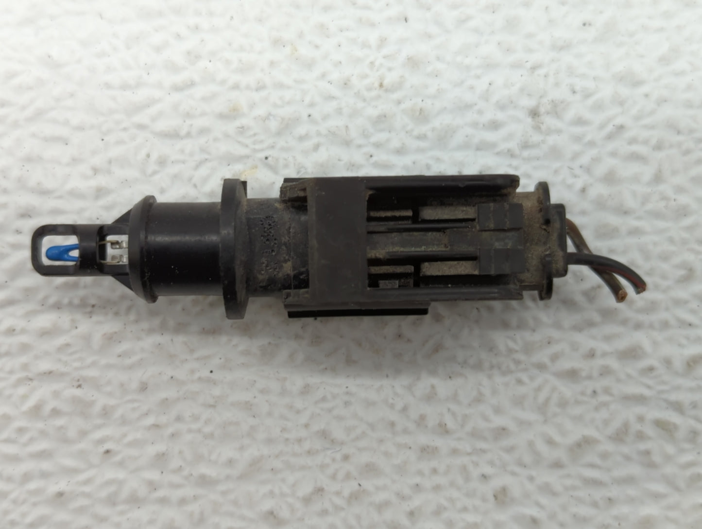 2012-2012 Fiat 500 Mass Air Flow Meter Maf - Oemusedautoparts1.com