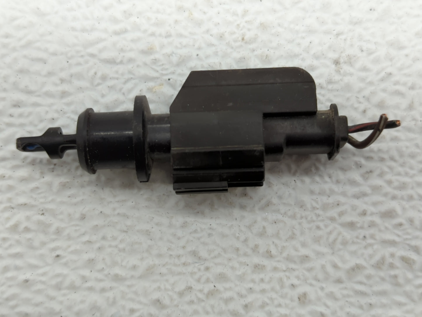 2012-2012 Fiat 500 Mass Air Flow Meter Maf - Oemusedautoparts1.com