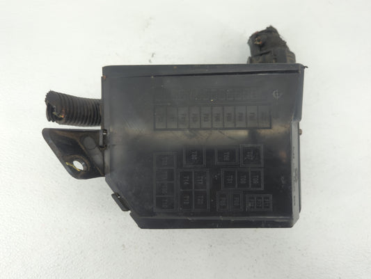 2012-2017 Fiat 500 Fusebox Fuse Box Panel Relay Module P/N:53100999 Fits Fits 2012 2013 2014 2015 2016 2017 OEM Used Auto Pa