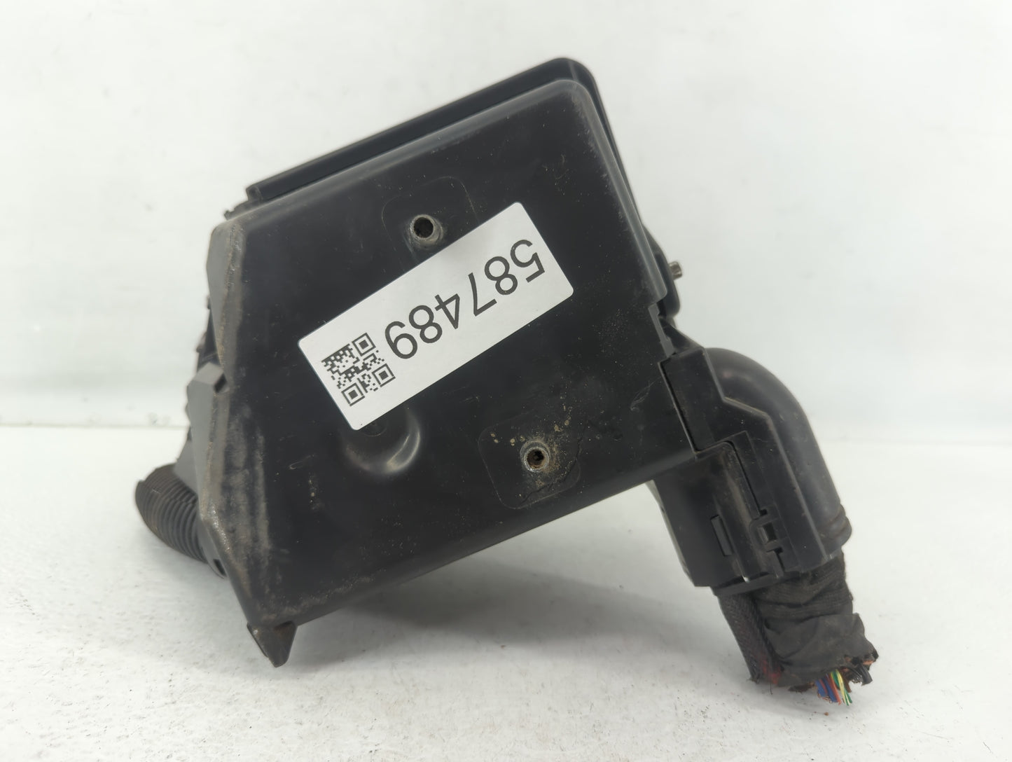 2012-2017 Fiat 500 Fusebox Fuse Box Panel Relay Module P/N:53100999 Fits Fits 2012 2013 2014 2015 2016 2017 OEM Used Auto Pa