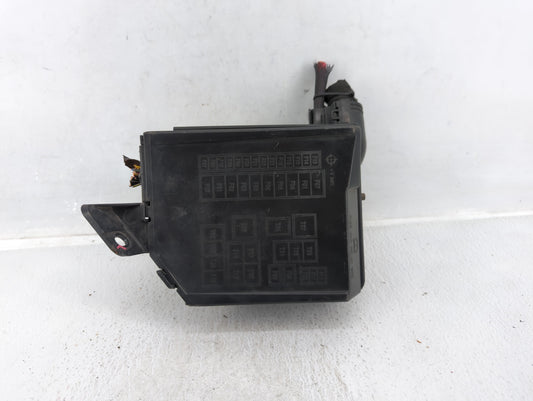 2012-2017 Fiat 500 Fusebox Fuse Box Panel Relay Module P/N:53100999 Fits Fits 2012 2013 2014 2015 2016 2017 OEM Used Auto Pa