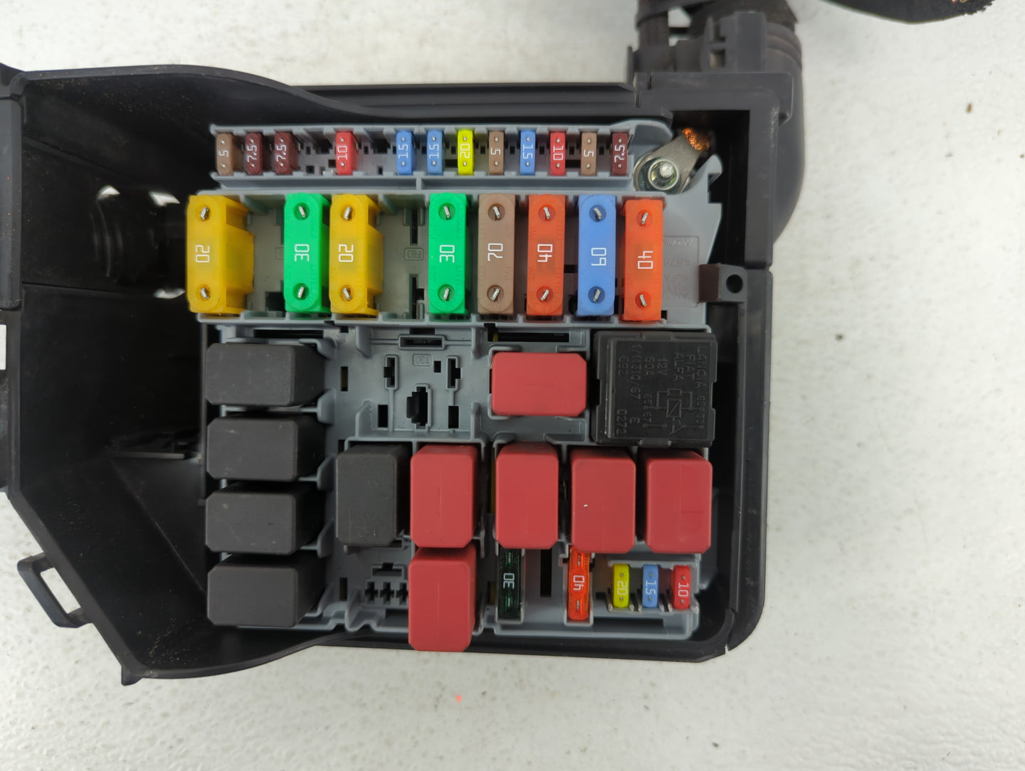 2012-2017 Fiat 500 Fusebox Fuse Box Panel Relay Module P/N:ALFA-A878 Fits Fits 2012 2013 2014 2015 2016 2017 OEM Used Auto P