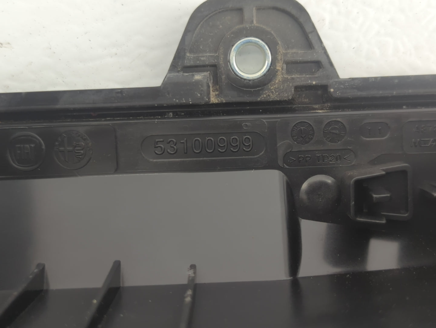 2012-2017 Fiat 500 Fusebox Fuse Box Panel Relay Module P/N:53100999 Fits Fits 2012 2013 2014 2015 2016 2017 OEM Used Auto Pa