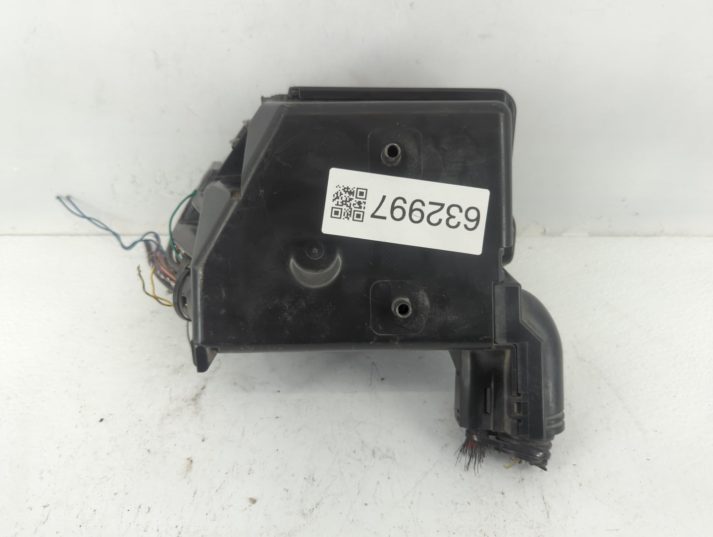 2012-2017 Fiat 500 Fusebox Fuse Box Panel Relay Module P/N:53100999 Fits Fits 2012 2013 2014 2015 2016 2017 OEM Used Auto Pa