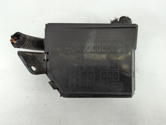 2012-2017 Fiat 500 Fusebox Fuse Box Panel Relay Module P/N:53100999 Fits Fits 2012 2013 2014 2015 2016 2017 OEM Used Auto Pa
