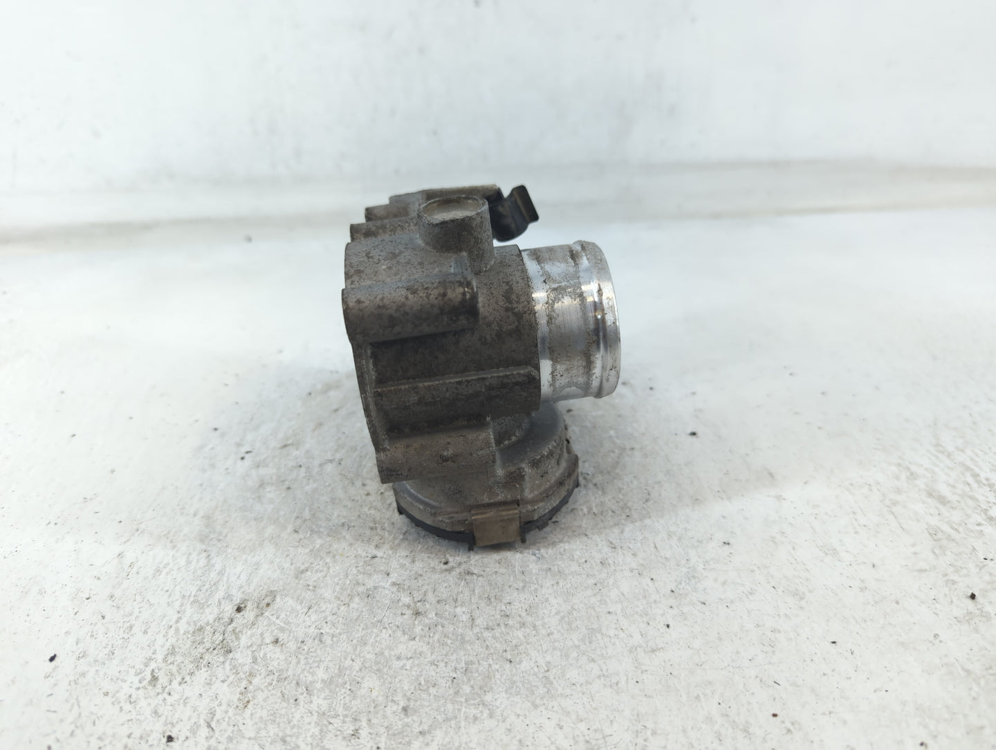 2012-2017 Fiat 500 Throttle Body P/N:0 280 750 568 Fits Fits 2012 2013 2014 2015 2016 2017 OEM Used Auto Parts - Oemusedauto