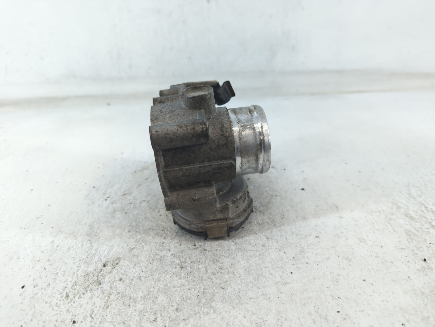 2012-2017 Fiat 500 Throttle Body P/N:0 280 750 568 Fits Fits 2012 2013 2014 2015 2016 2017 OEM Used Auto Parts - Oemusedauto