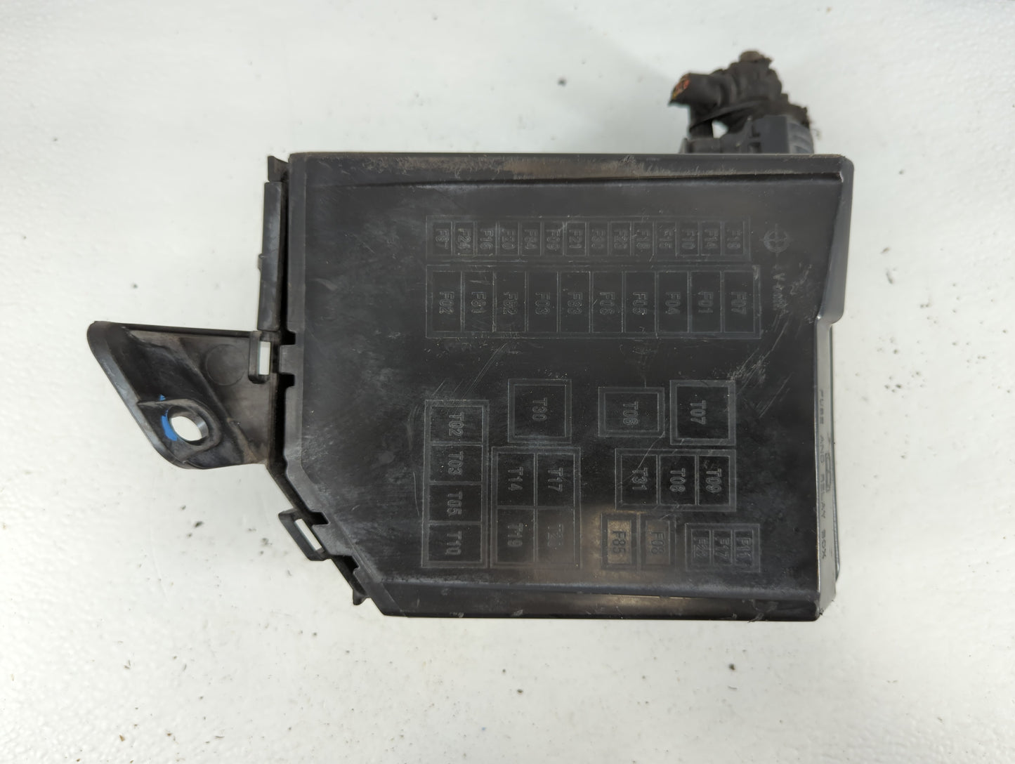 2012-2017 Fiat 500 Fusebox Fuse Box Panel Relay Module P/N:53100999 Fits Fits 2012 2013 2014 2015 2016 2017 OEM Used Auto Pa