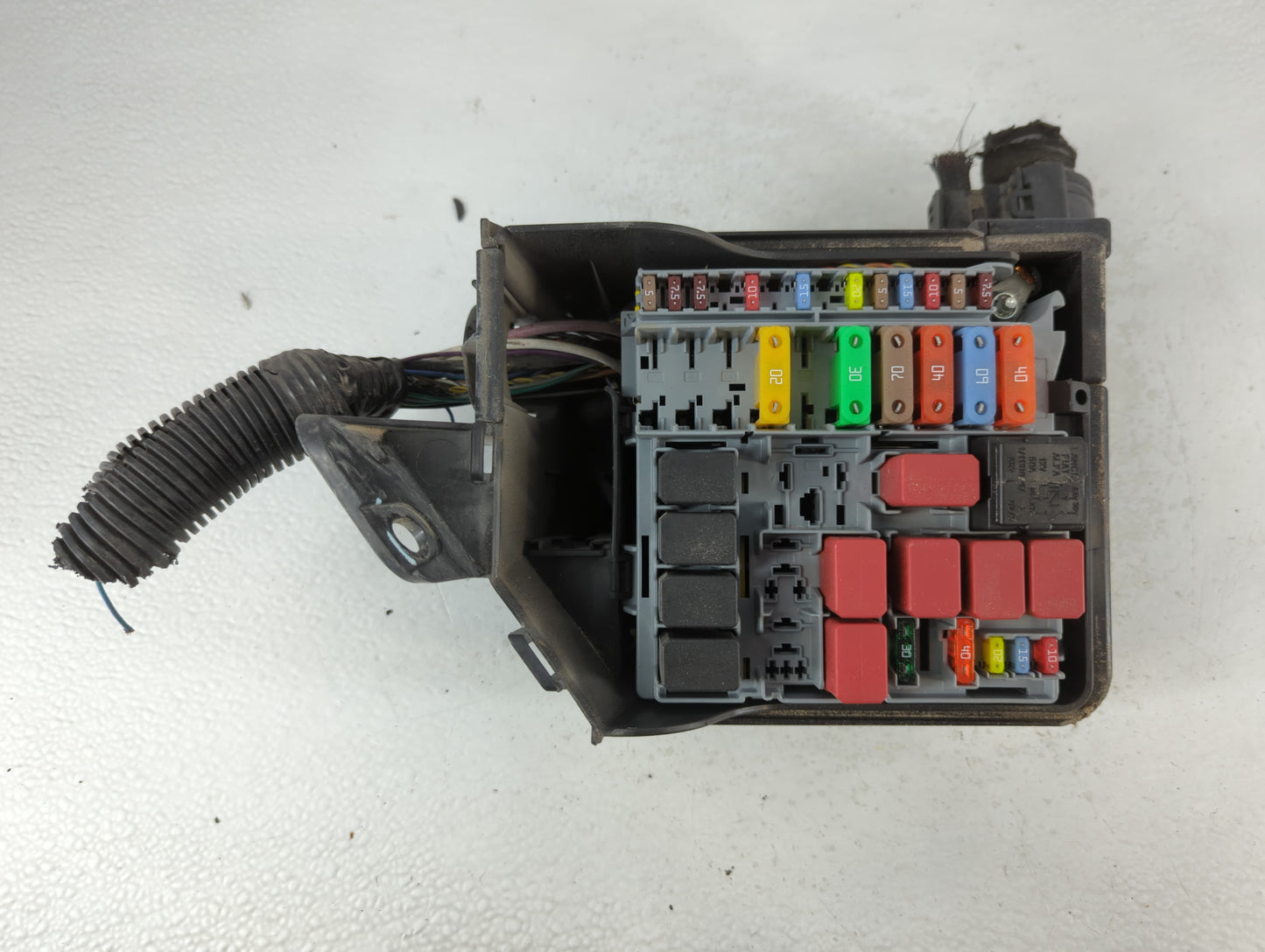 2012-2017 Fiat 500 Fusebox Fuse Box Panel Relay Module P/N:53100999 Fits Fits 2012 2013 2014 2015 2016 2017 OEM Used Auto Pa