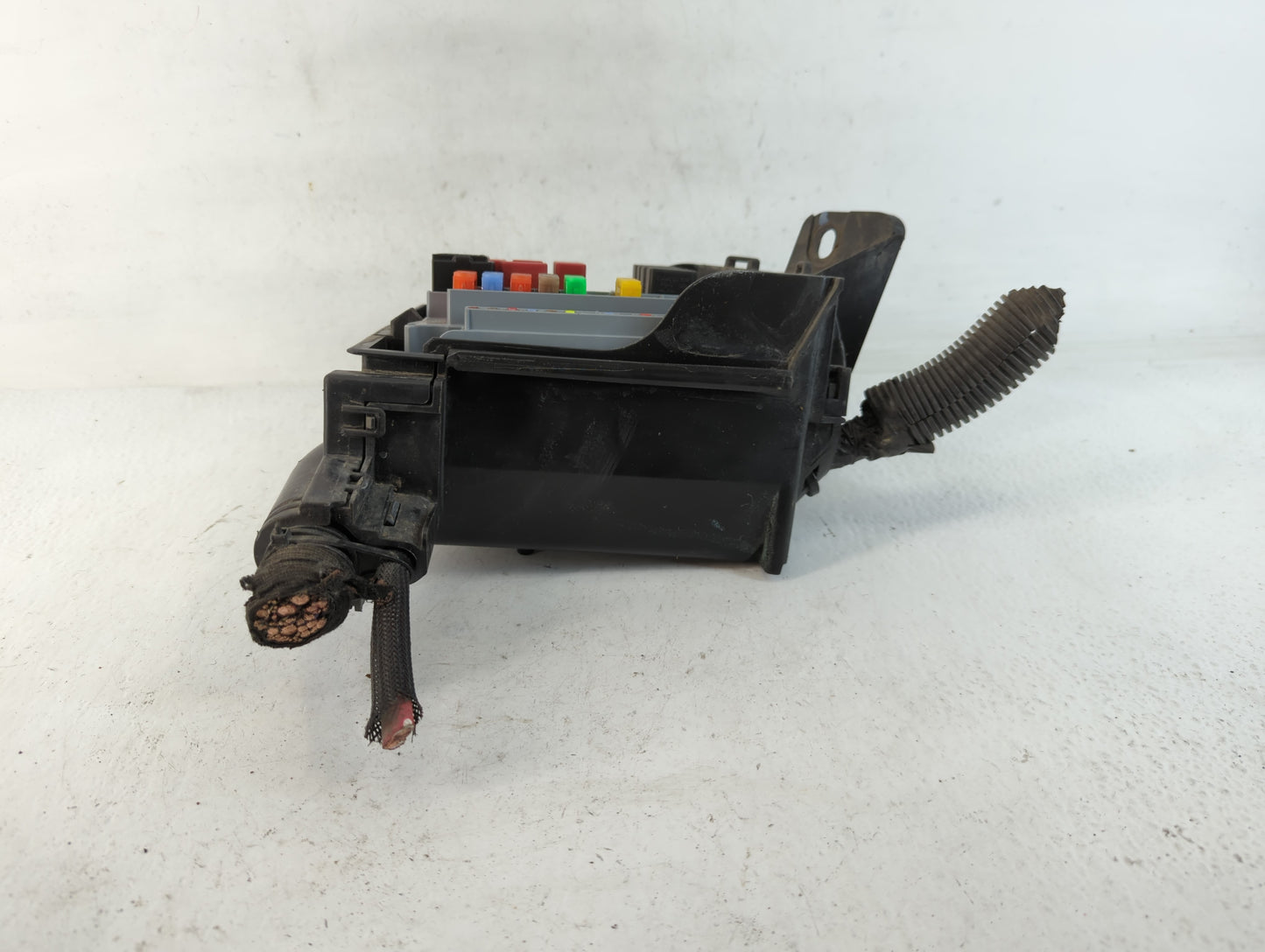 2012-2017 Fiat 500 Fusebox Fuse Box Panel Relay Module Fits Fits 2012 2013 2014 2015 2016 2017 OEM Used Auto Parts - Oemused