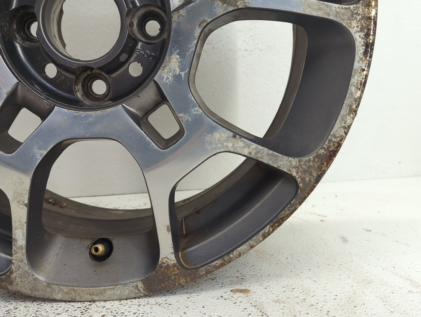 2012-2019 Fiat 500 Oem Wheel Rim - Oemusedautoparts1.com