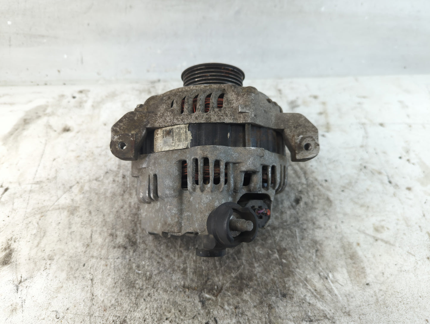 2009-2014 Ford E-150 Alternator Replacement Generator Charging Assembly Engine OEM Fits OEM Used Auto Parts - Oemusedautopar