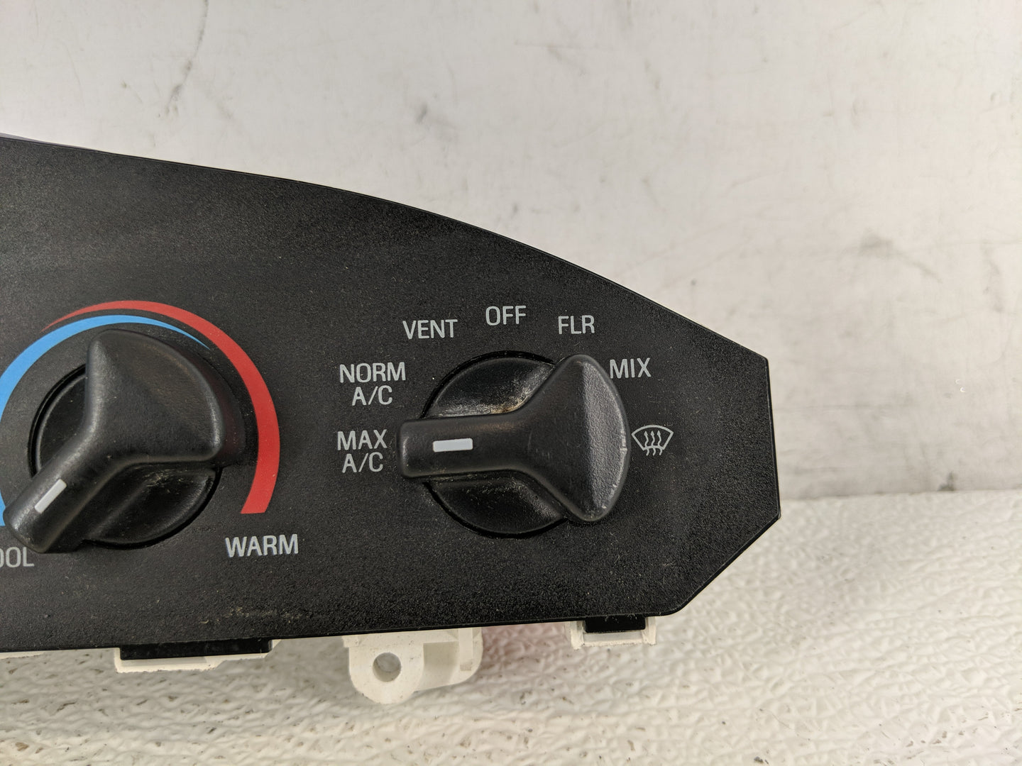 2005-2014 Ford E-150 Climate Control Module Temperature AC/Heater Replacement P/N:XC2H-19C733-AA Fits OEM Used Auto Parts - 