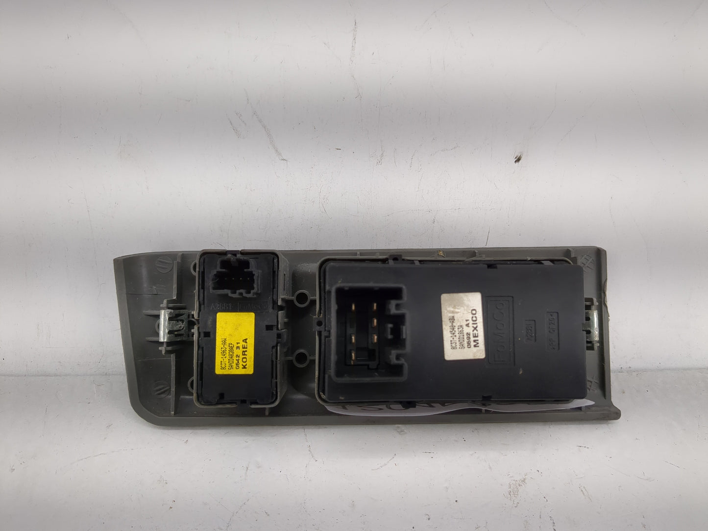 2009-2014 Ford E-150 Master Power Window Switch Replacement Driver Side Left P/N:8C3T-14540-ABW Fits OEM Used Auto Parts - O