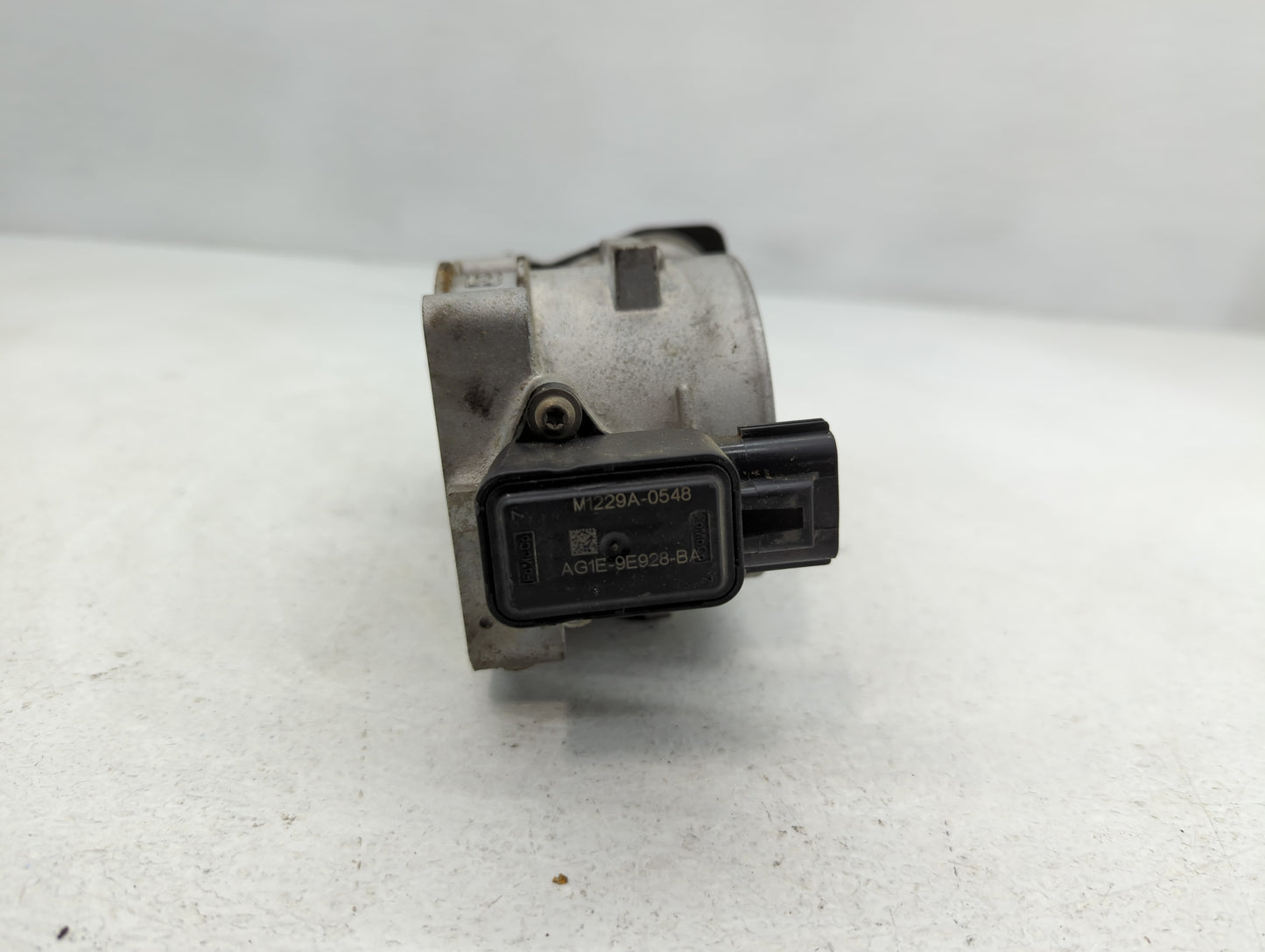 2005-2014 Ford E-150 Throttle Body P/N:VP3L3L-9N825-AG Fits Fits 2004 2005 2006 2007 2008 2009 2010 2011 2012 2013 2014 2015